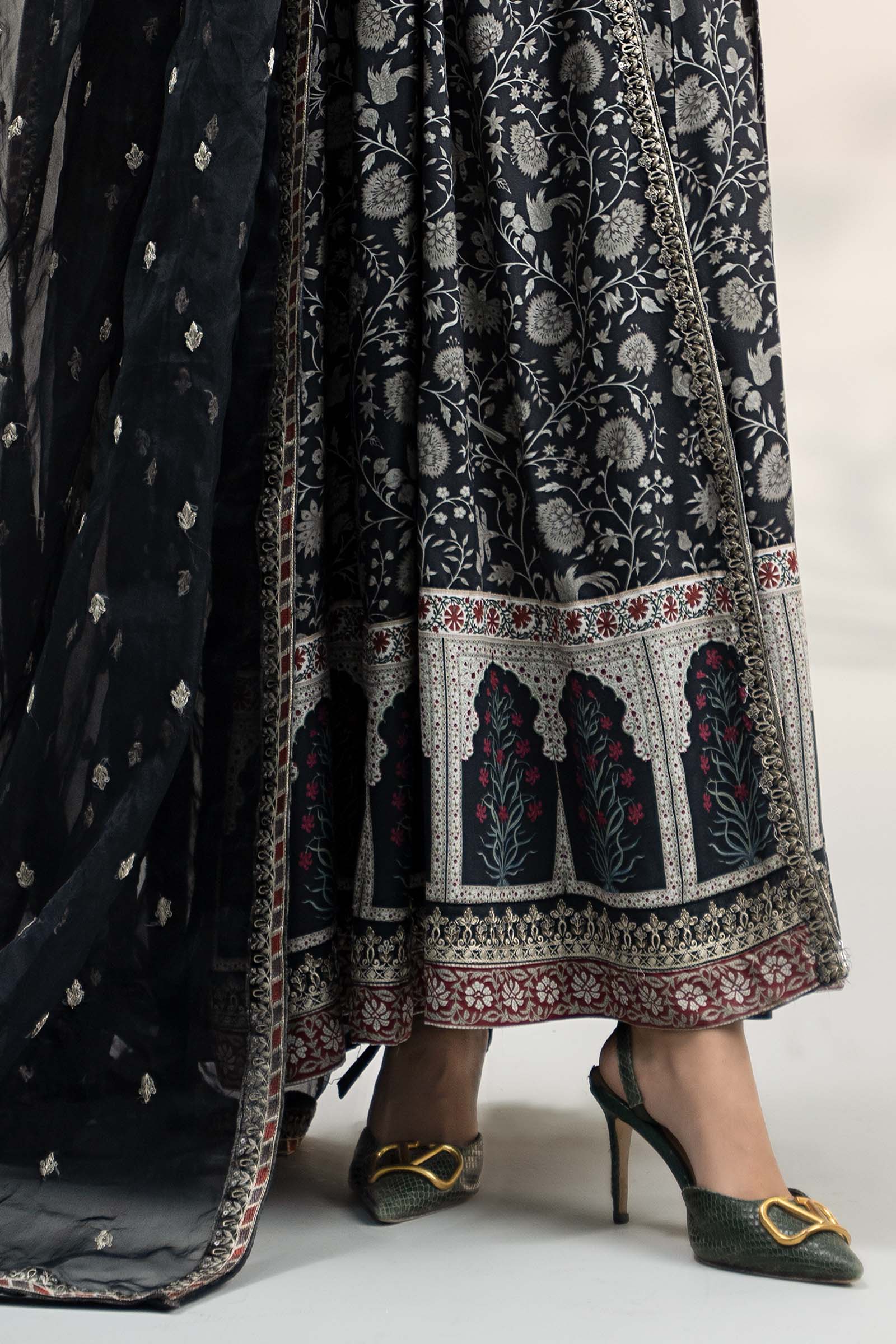 3 Piece Embroidered Linen Suit - Image 5