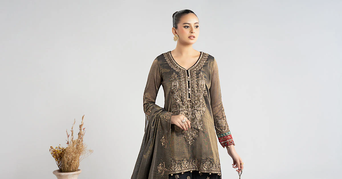 3 Piece Embroidered Masoori Suit - Image 9