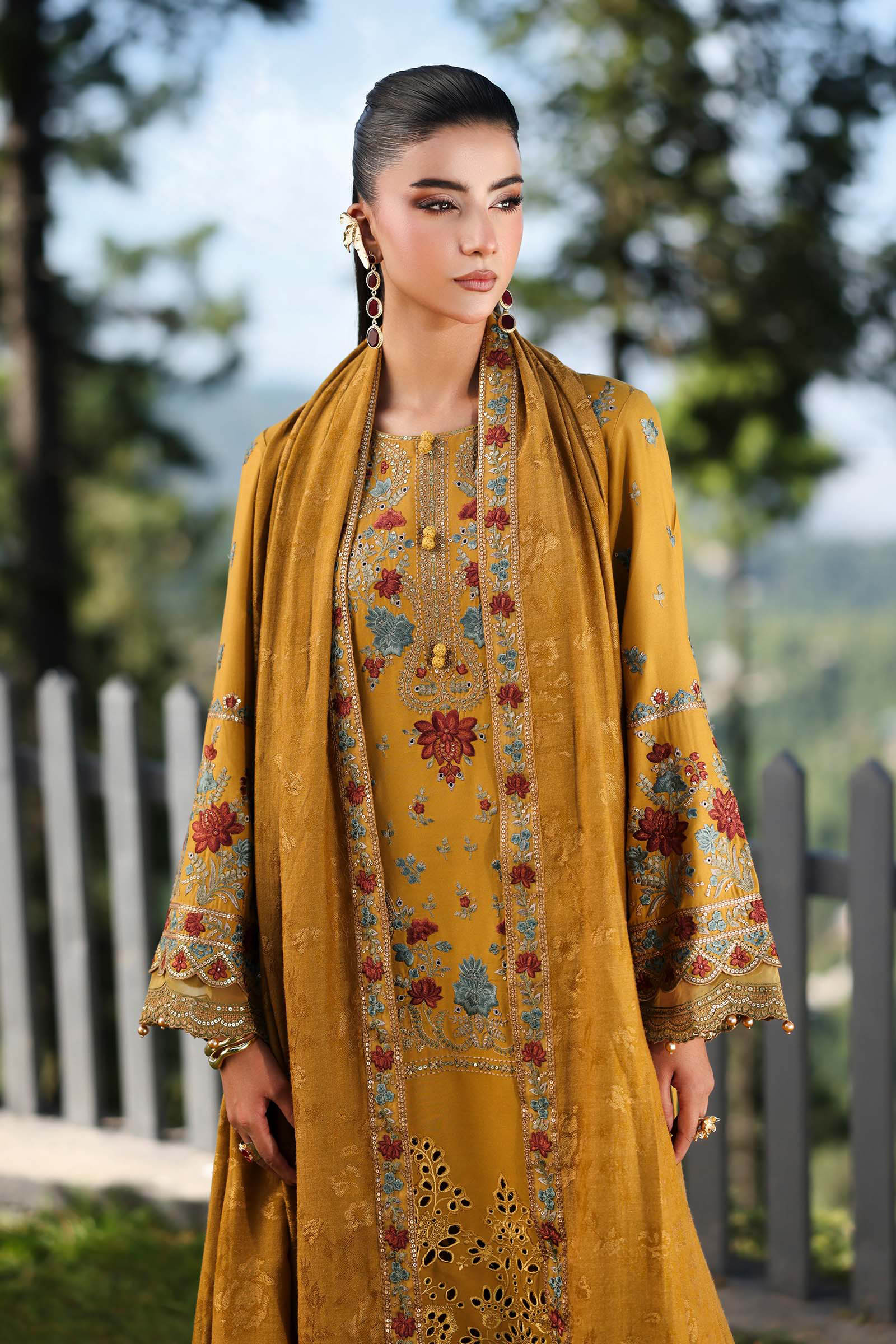 3 Piece Embroidered Linen Suit - Image 2
