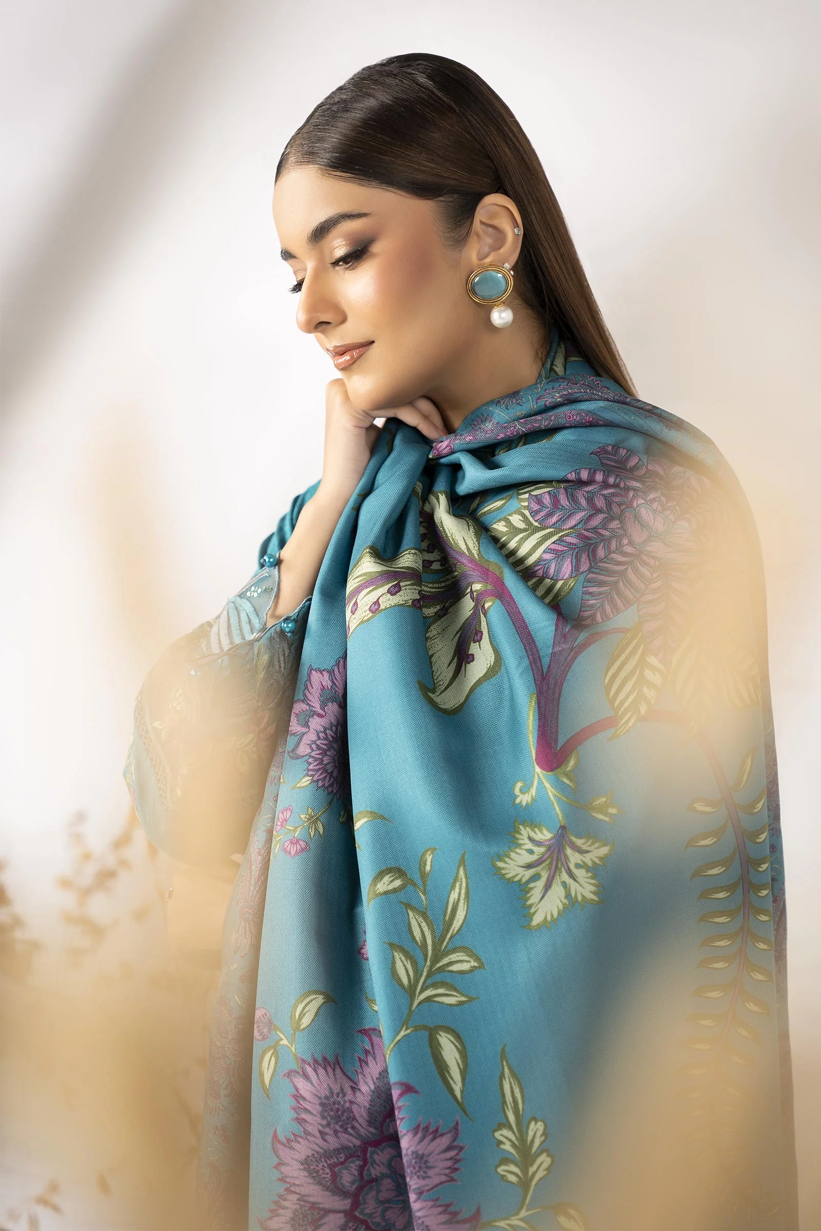 3 Piece Embroidered Viscose Suit - Image 2