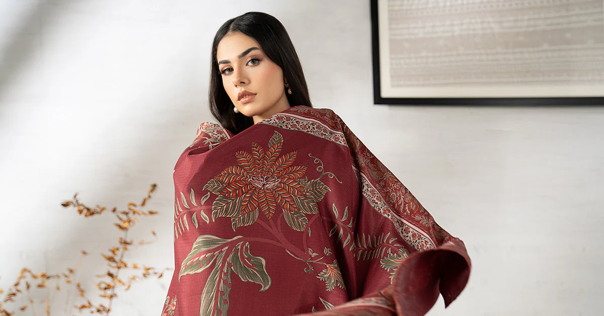 3 Piece Embroidered Viscose Suit - Image 10