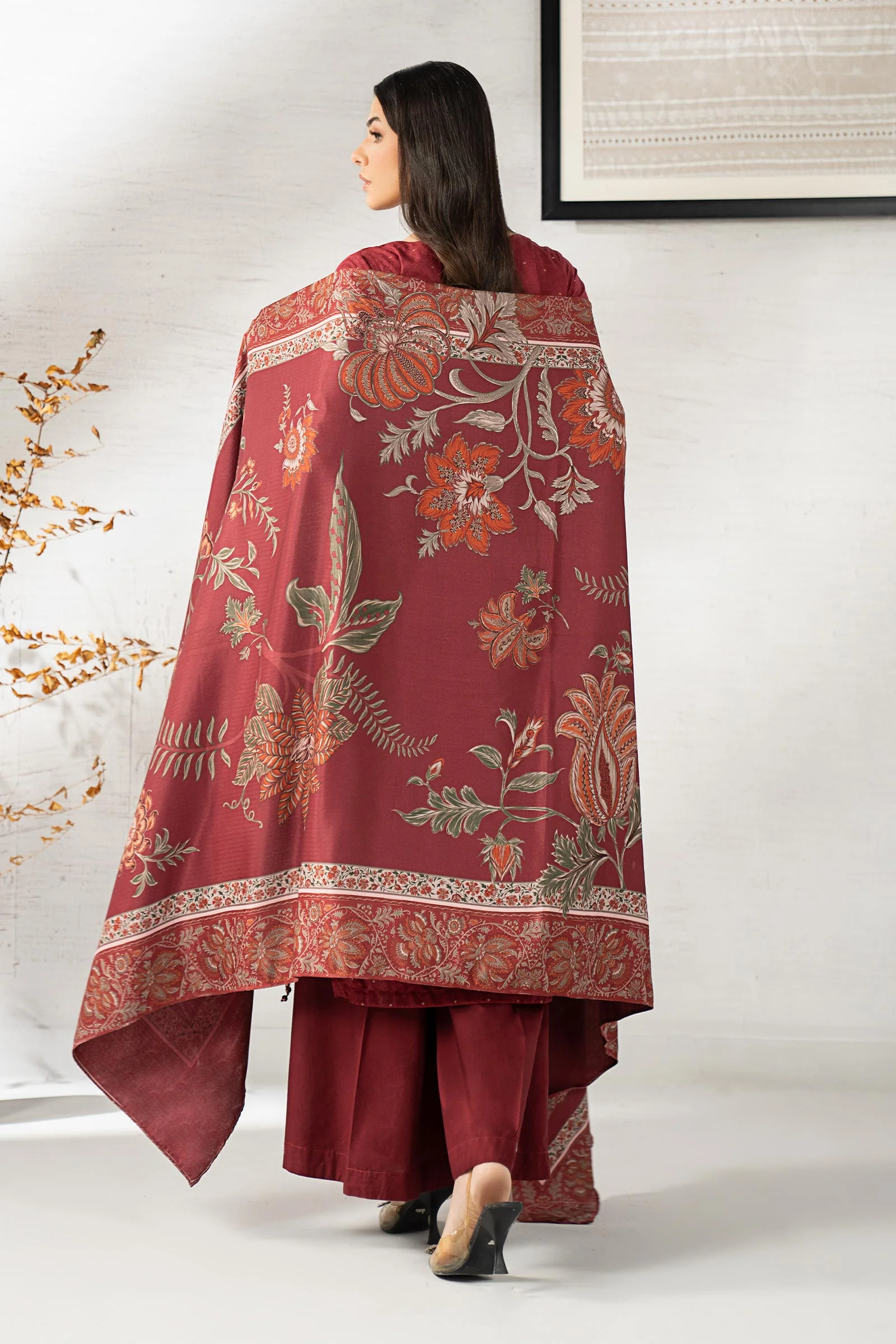 3 Piece Embroidered Viscose Suit - Image 9