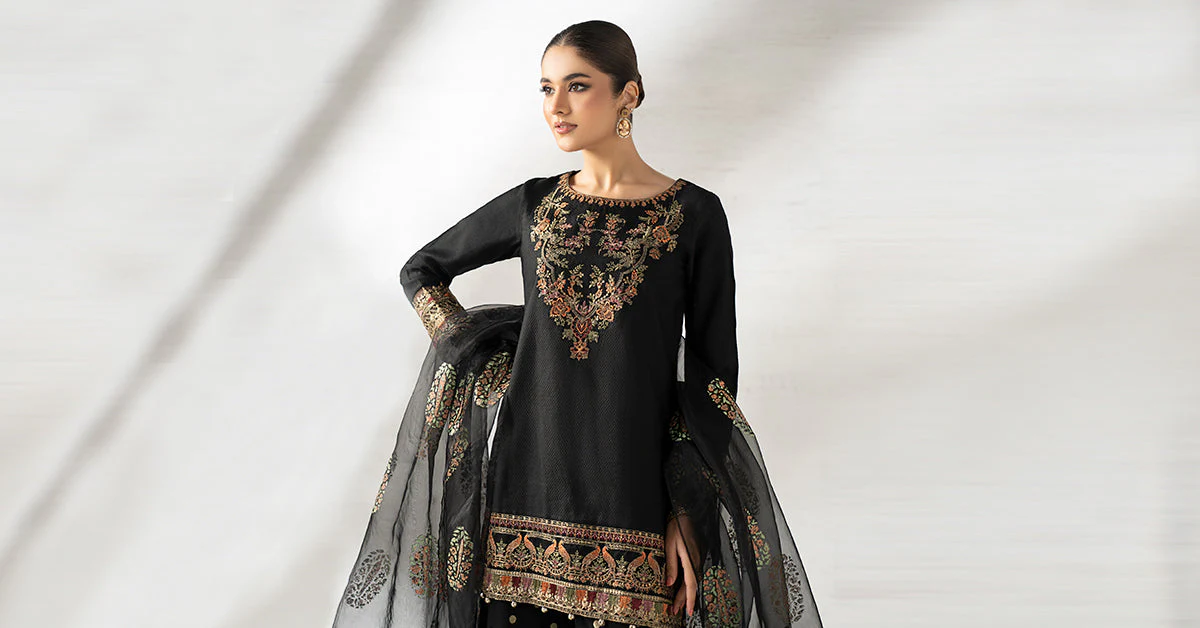 3 Piece Embroidered Staple Dobby Suit - Image 9
