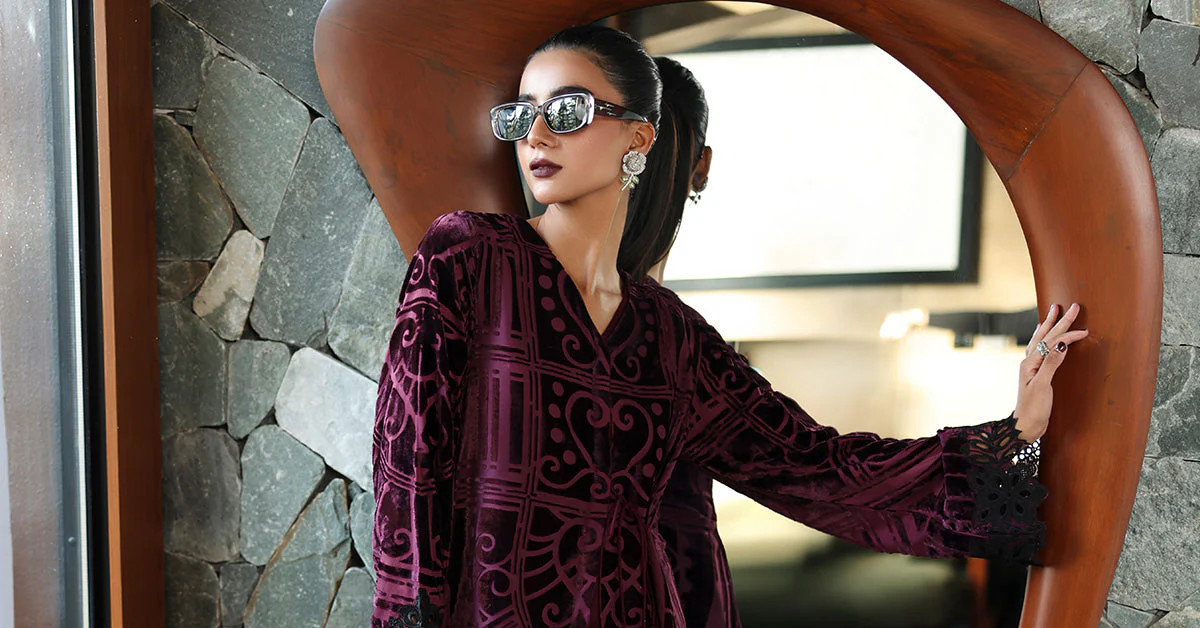 3 Piece Embroidered Palachi Suit - Image 7