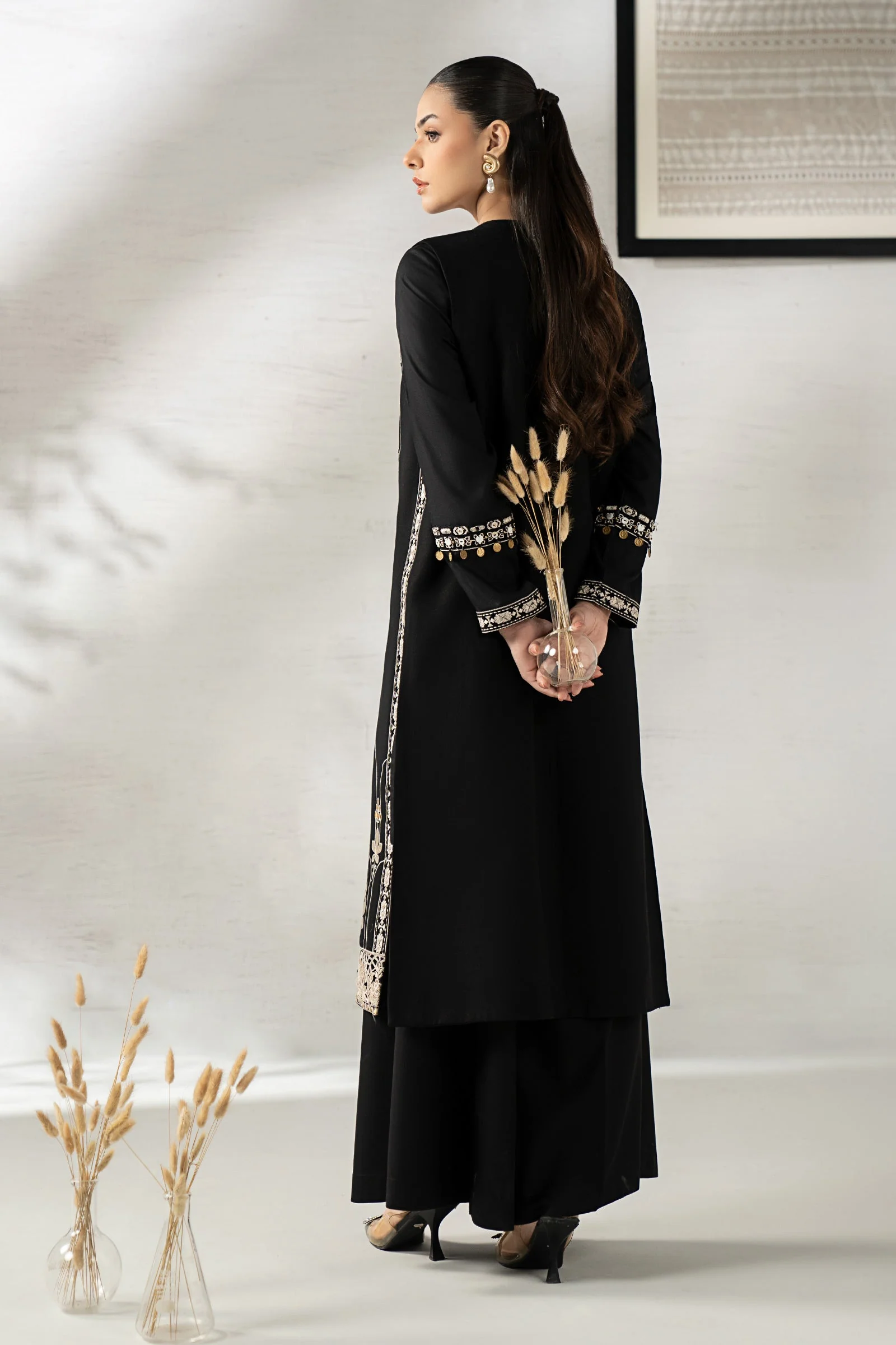 3 Piece Embroidered Khaddar Suit - Image 7