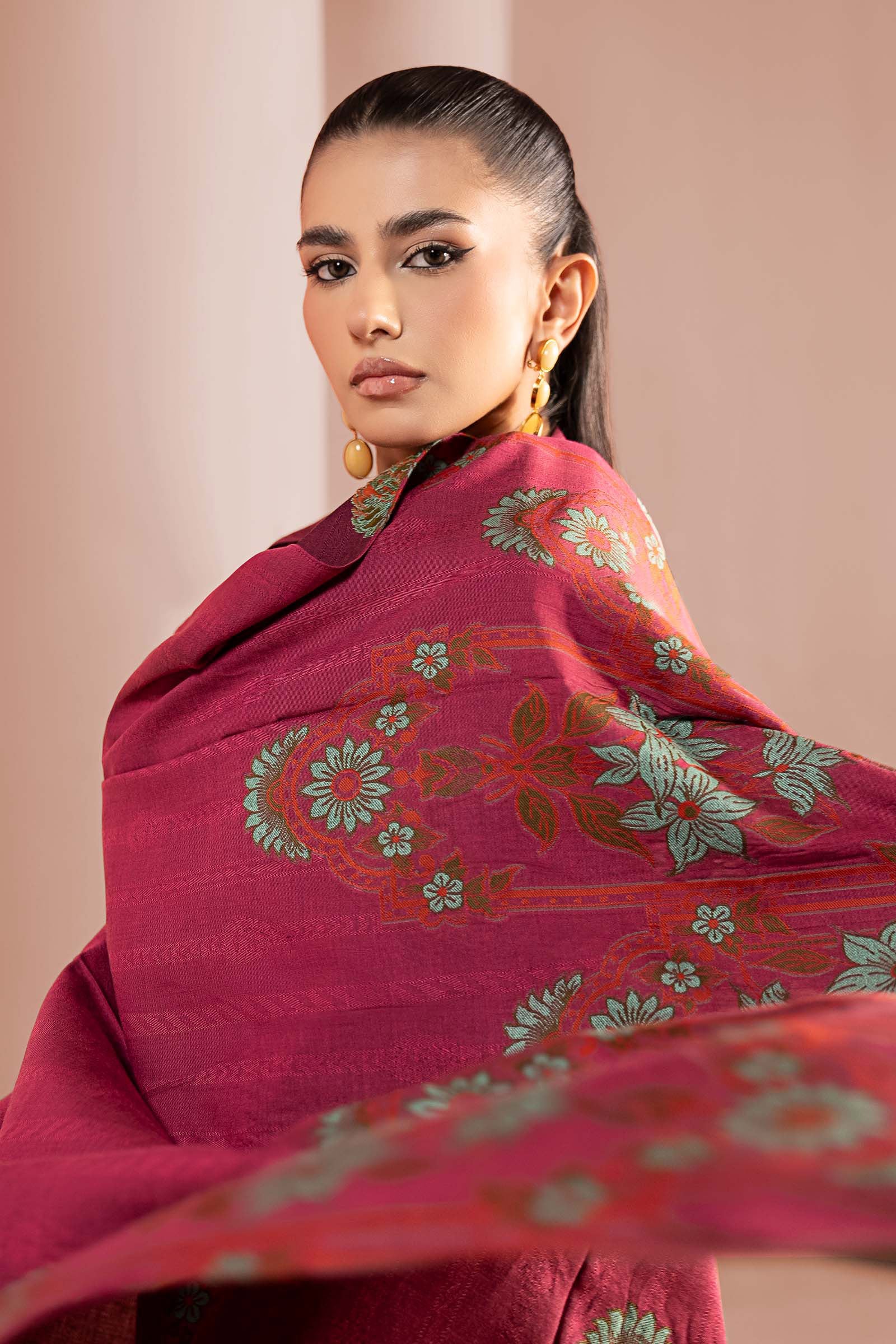 3 Piece Embroidered Jacquard Suit - Image 2