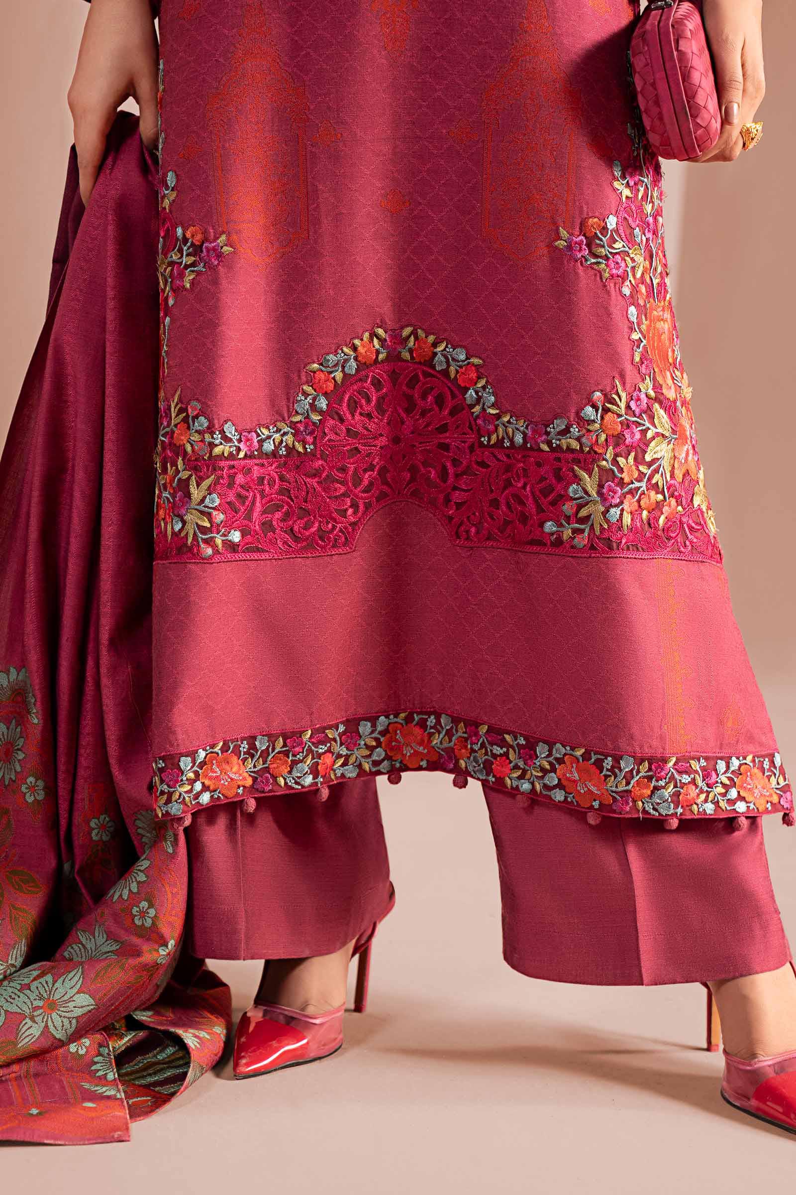 3 Piece Embroidered Jacquard Suit - Image 3