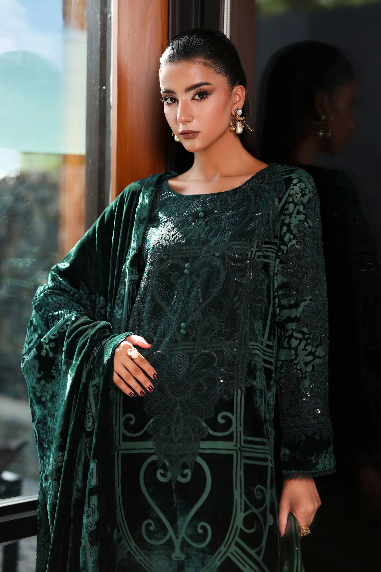 3 Piece Embroidered Palachi Suit - Image 2