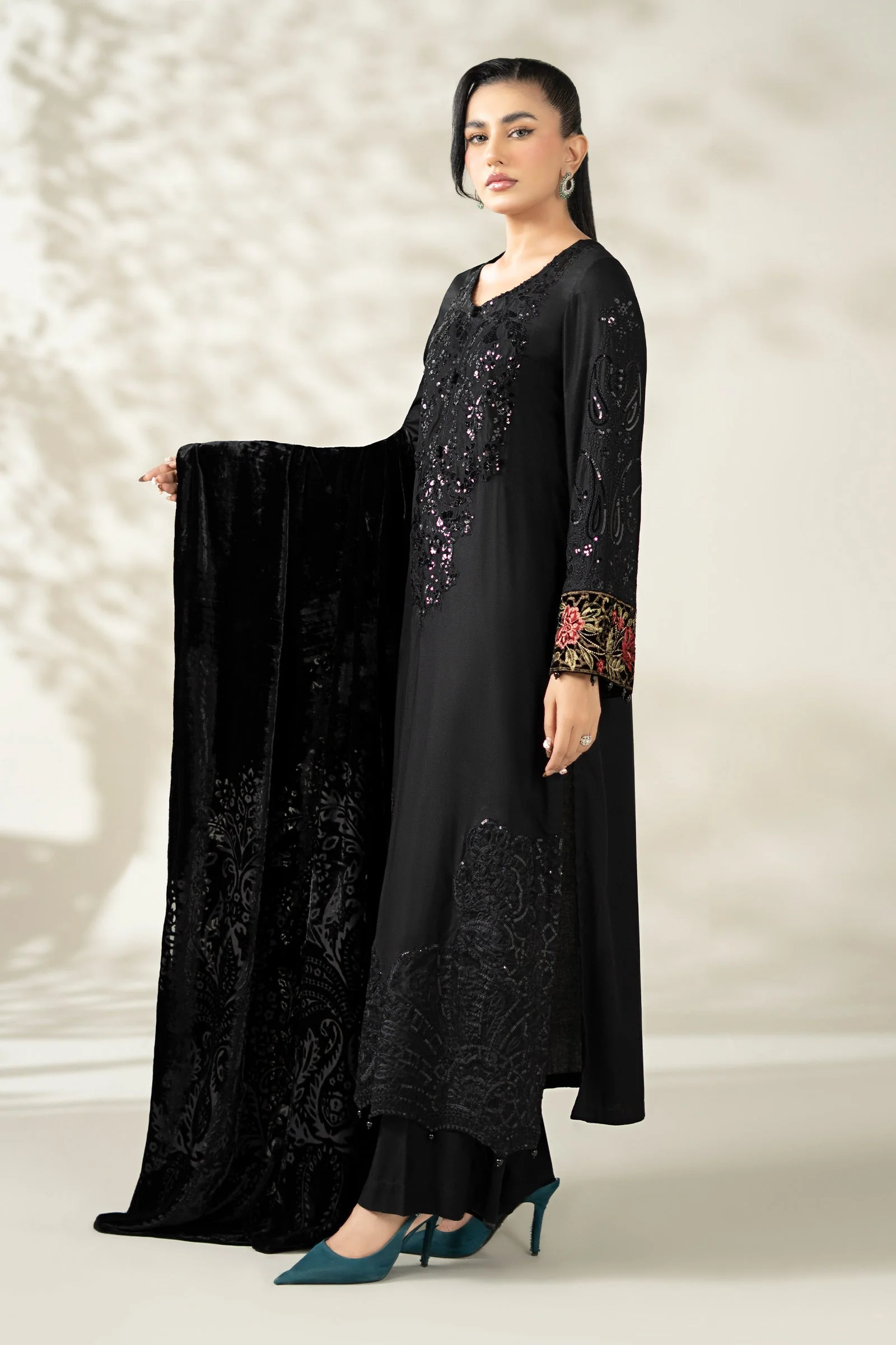 3 Piece Embroidered Linen Suit - Image 3