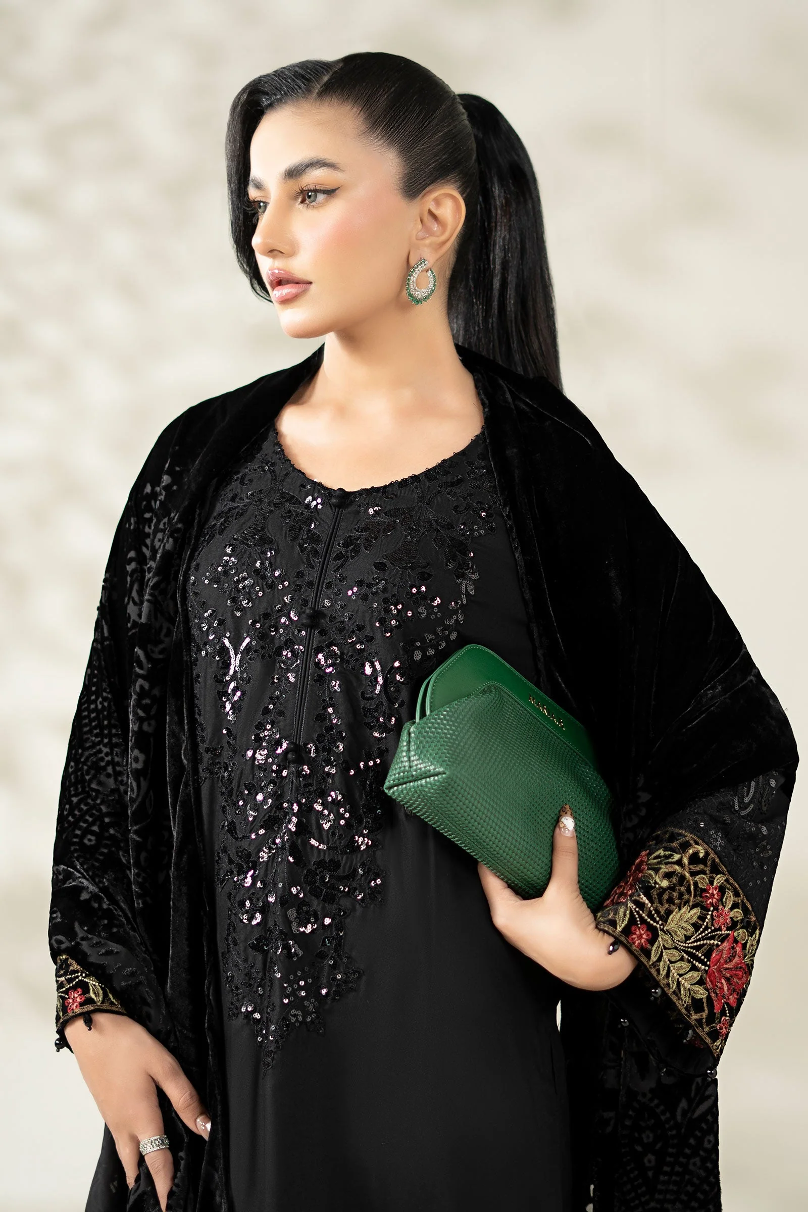 3 Piece Embroidered Linen Suit - Image 4