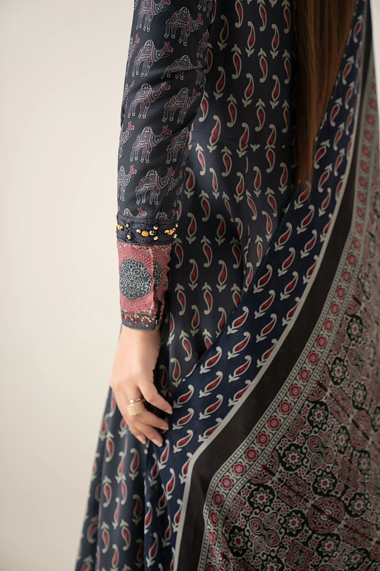 3 Piece Embroidered Linen Suit - Image 5