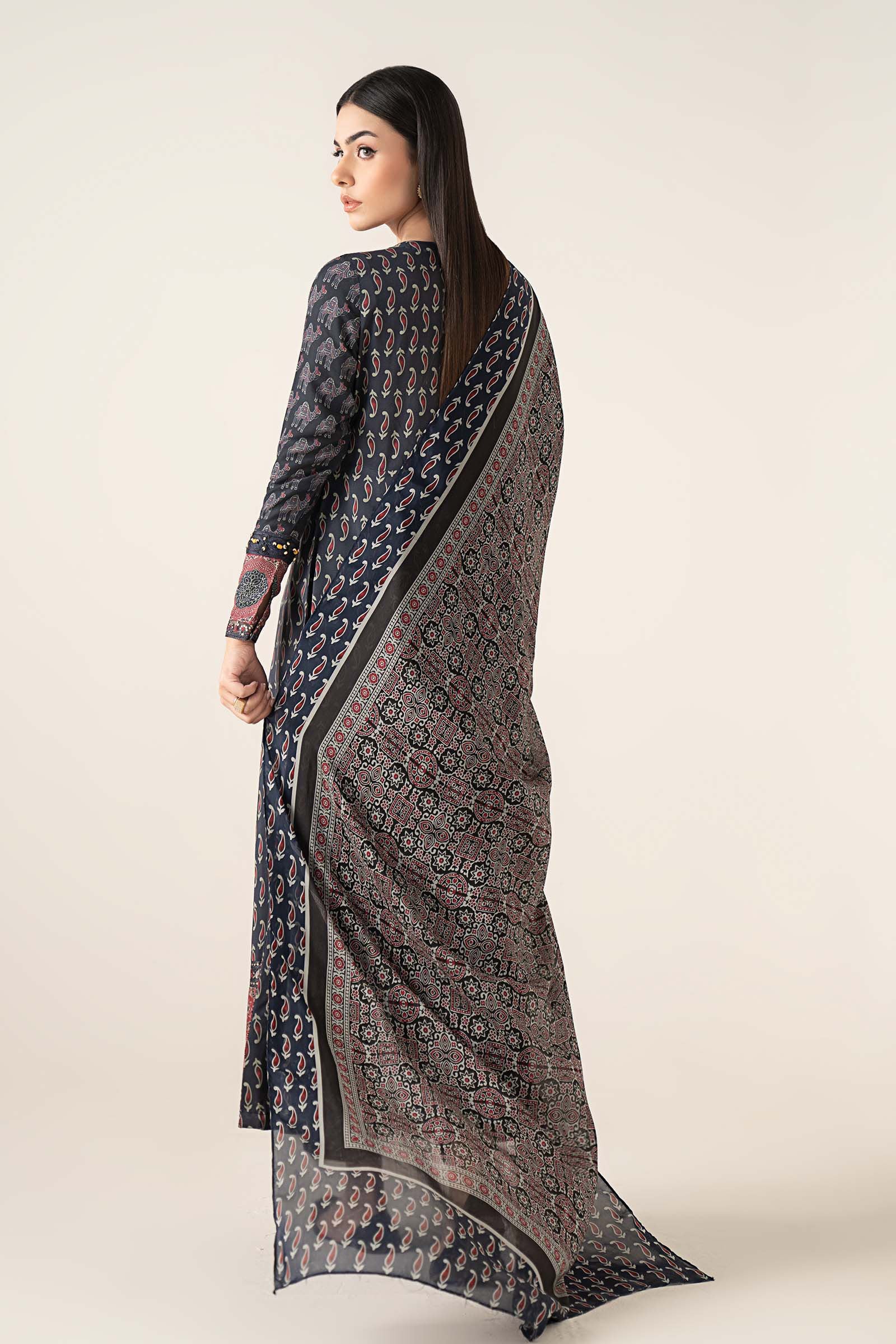 3 Piece Embroidered Linen Suit - Image 8