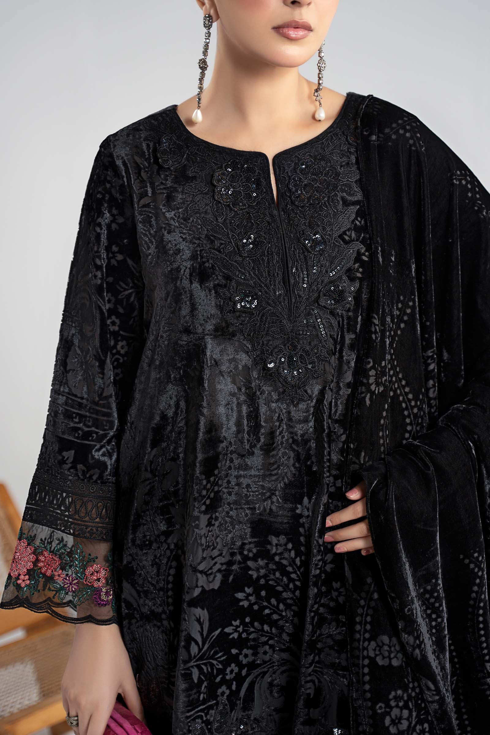 3 Piece Embroidered Palachi Suit - Image 11