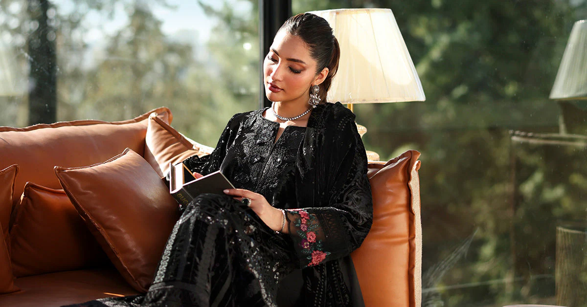3 Piece Embroidered Palachi Suit - Image 7
