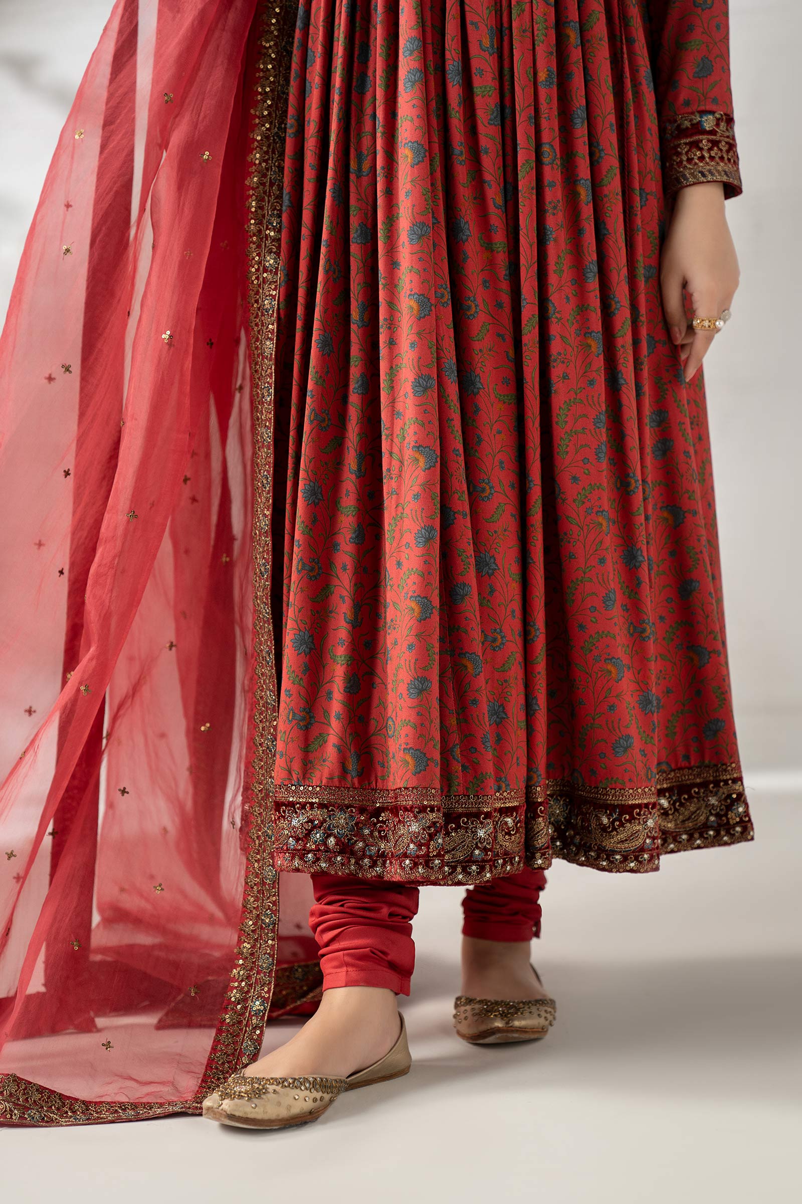 3 Piece Embroidered Linen Suit - Image 5