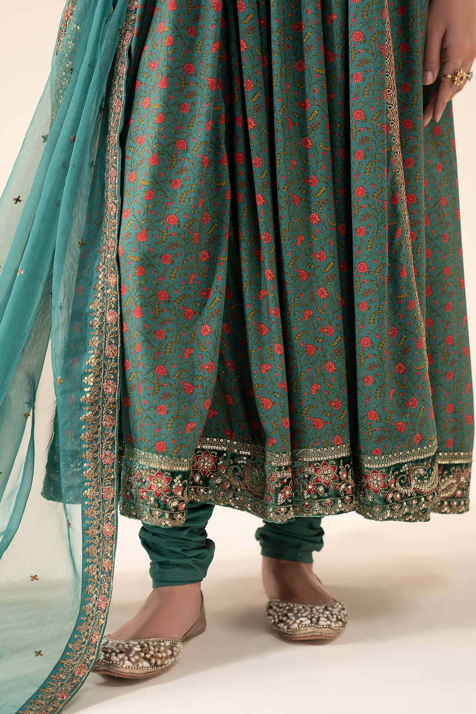 3 Piece Embroidered Linen Suit - Image 6
