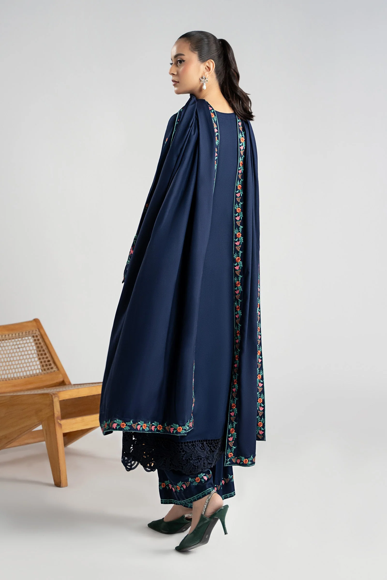 3 Piece Embroidered Marina Suit - Image 7