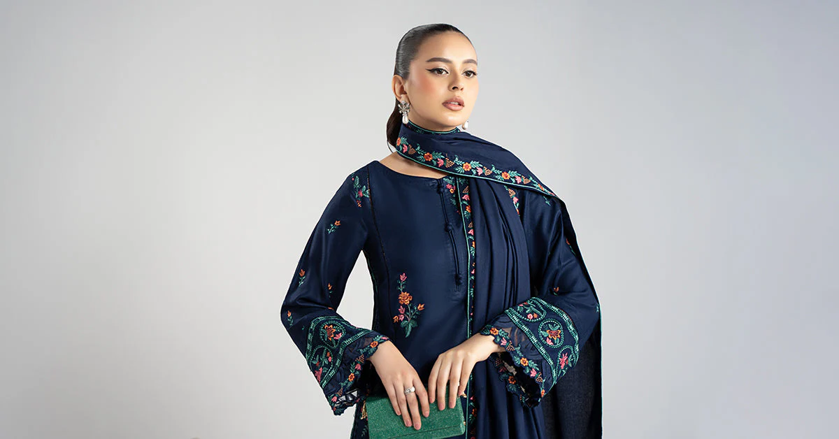 3 Piece Embroidered Marina Suit - Image 9