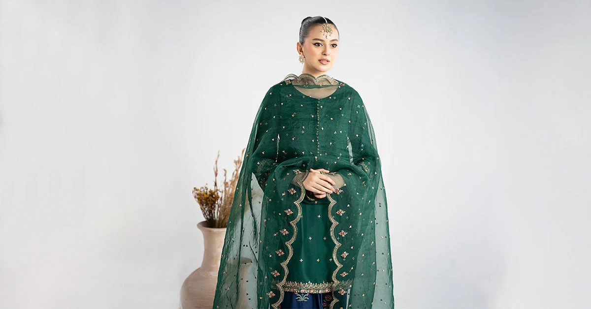 3 Piece Embroidered Linen Suit - Image 9