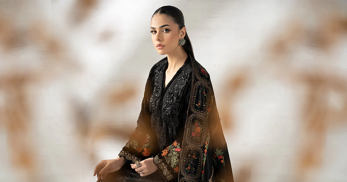 3 Piece Embroidered Palachi Suit - Image 9