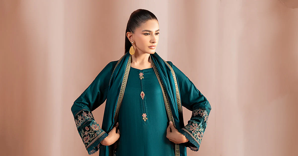 3 Piece Embroidered Marina Suit - Image 10