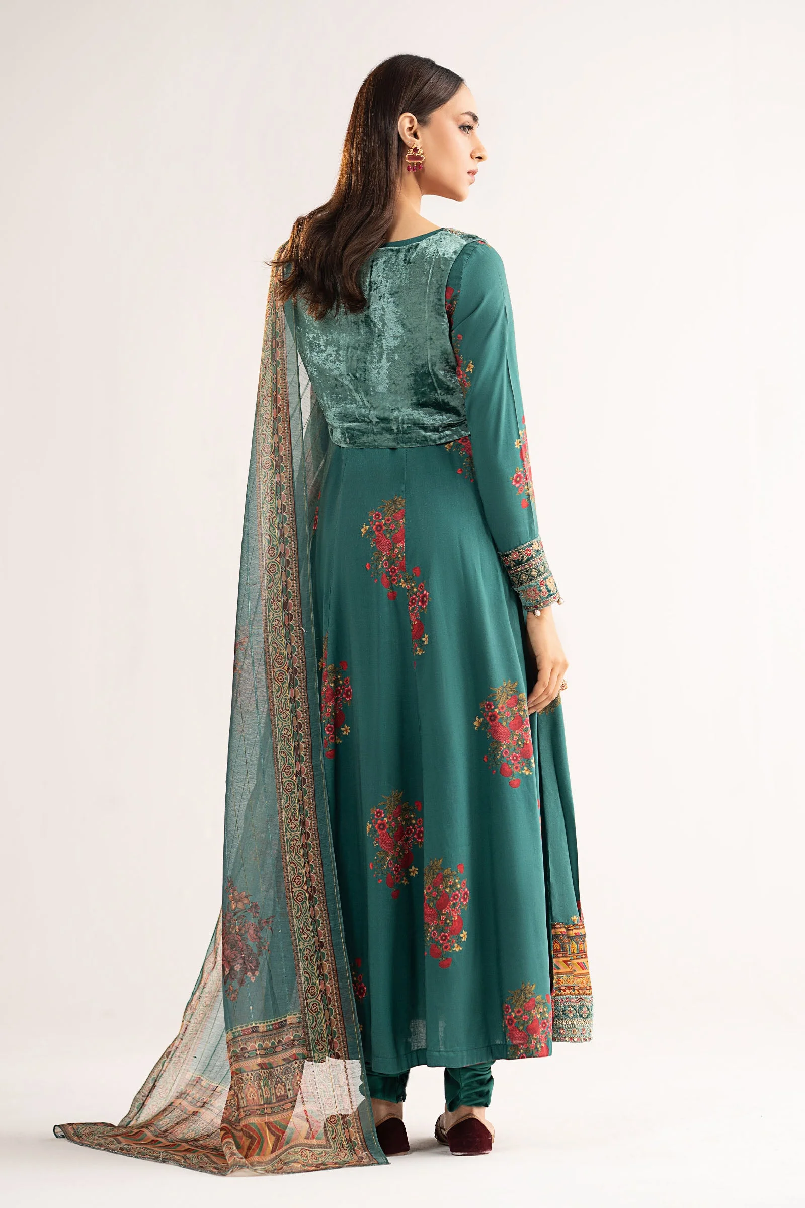 3 Piece Embroidered Linen Suit - Image 7