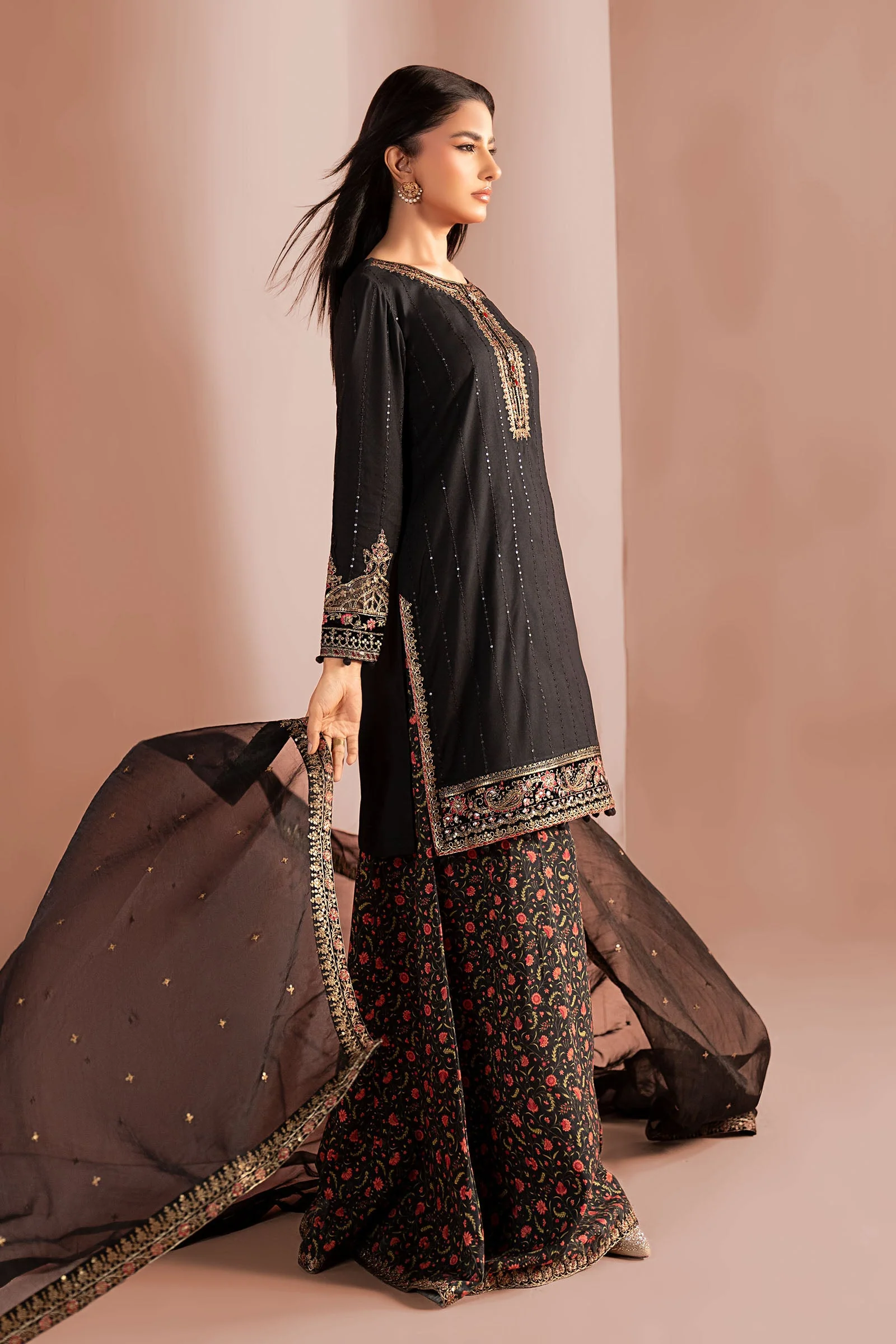 3 Piece Embroidered Linen Suit - Image 8