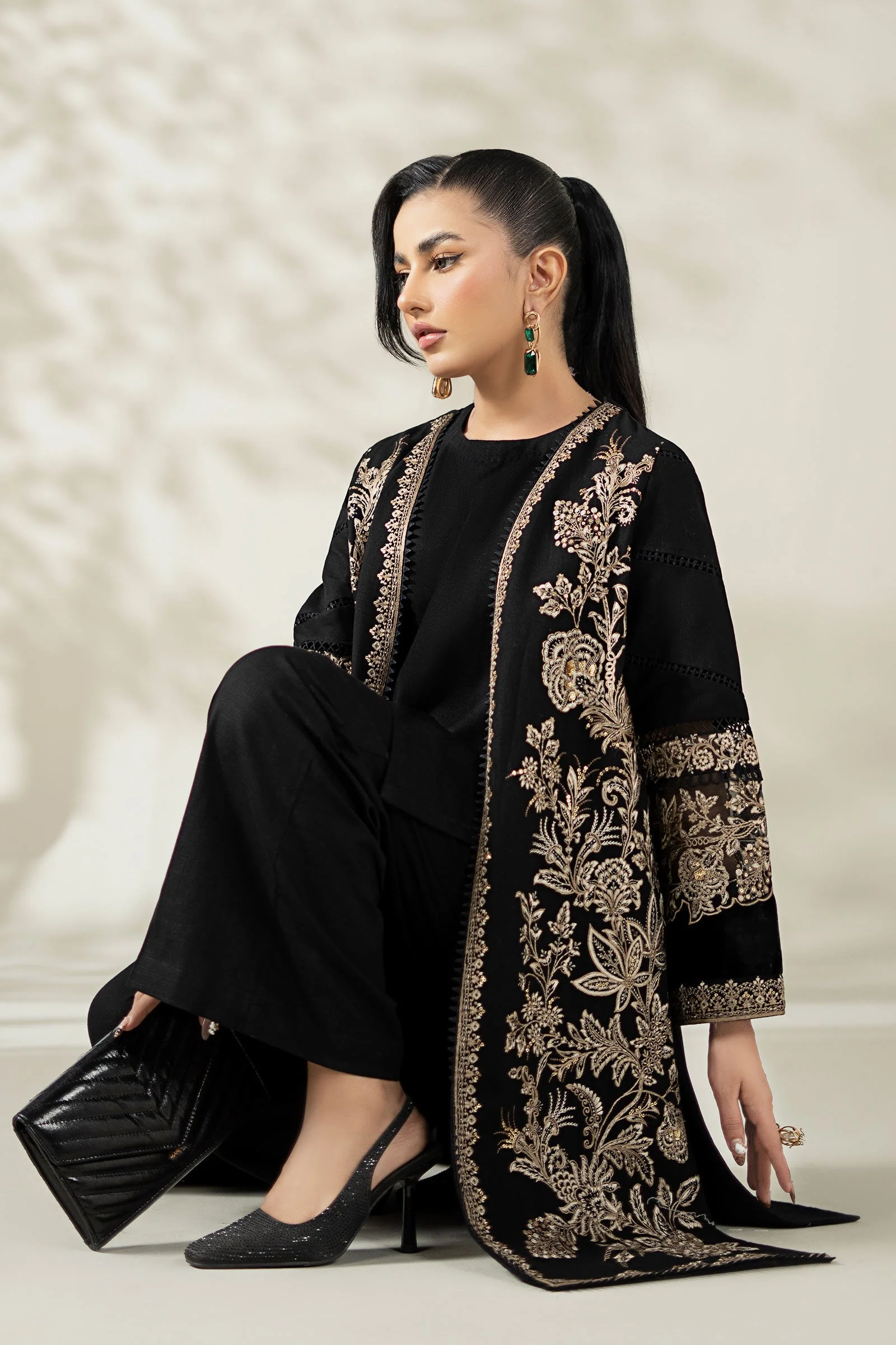 3 Piece Embroidered Khaddar Suit - Image 3