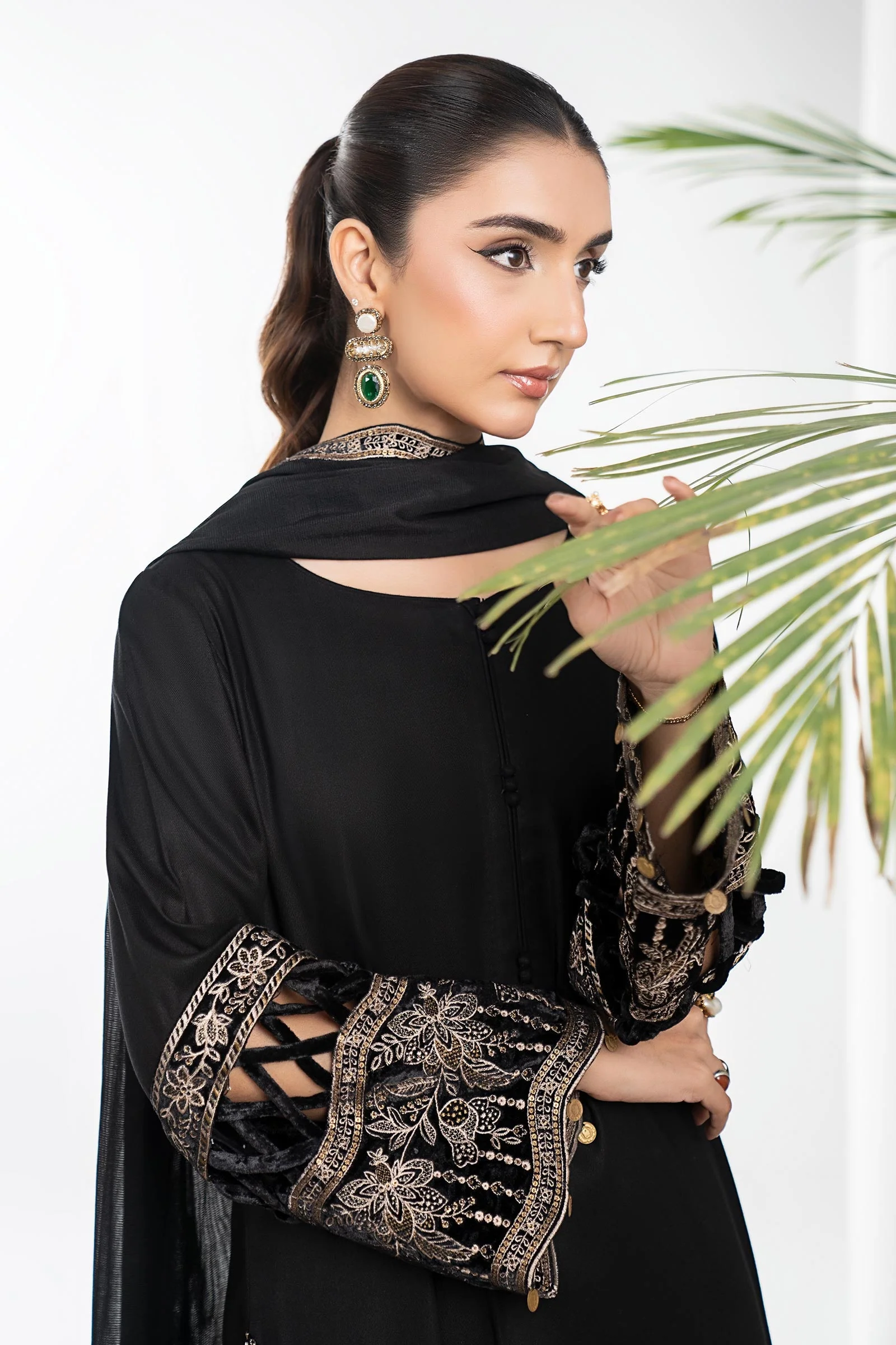 3 Piece Embroidered Marina Suit - Image 2