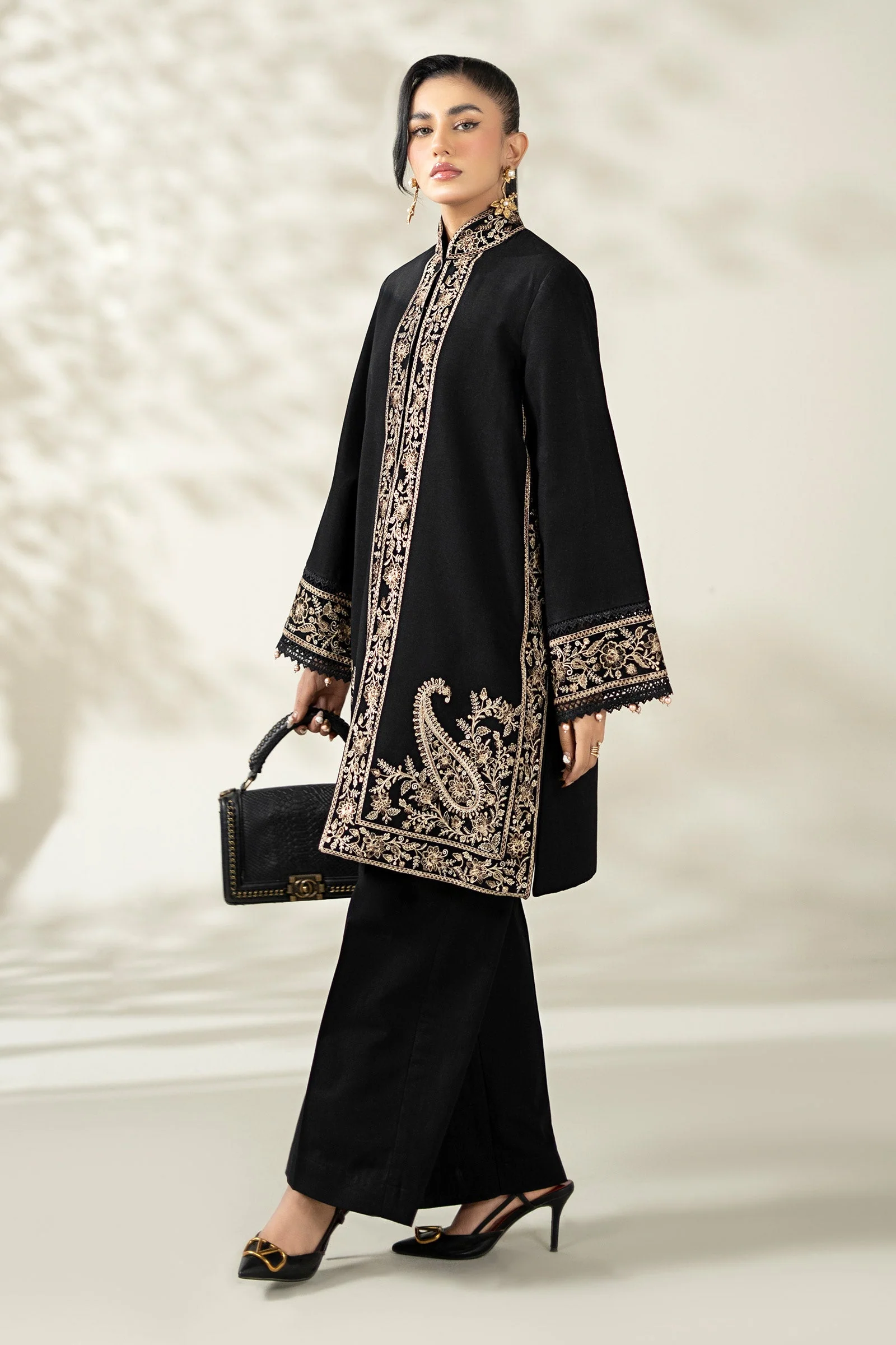3 Piece Embroidered Khaddar Suit - Image 10