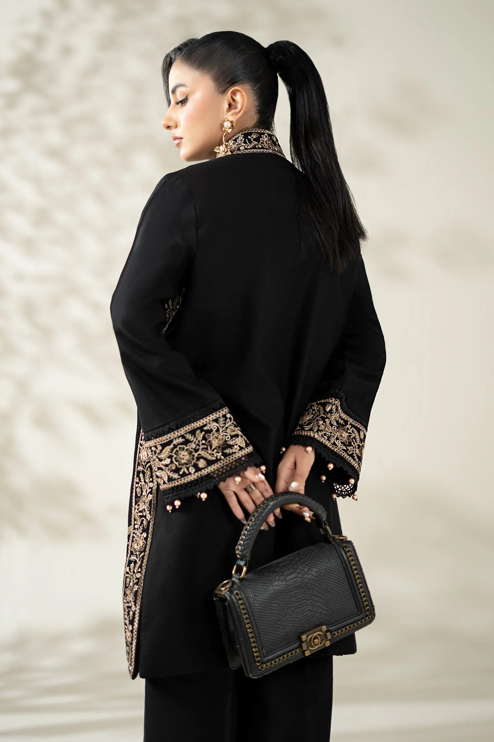 3 Piece Embroidered Khaddar Suit - Image 5