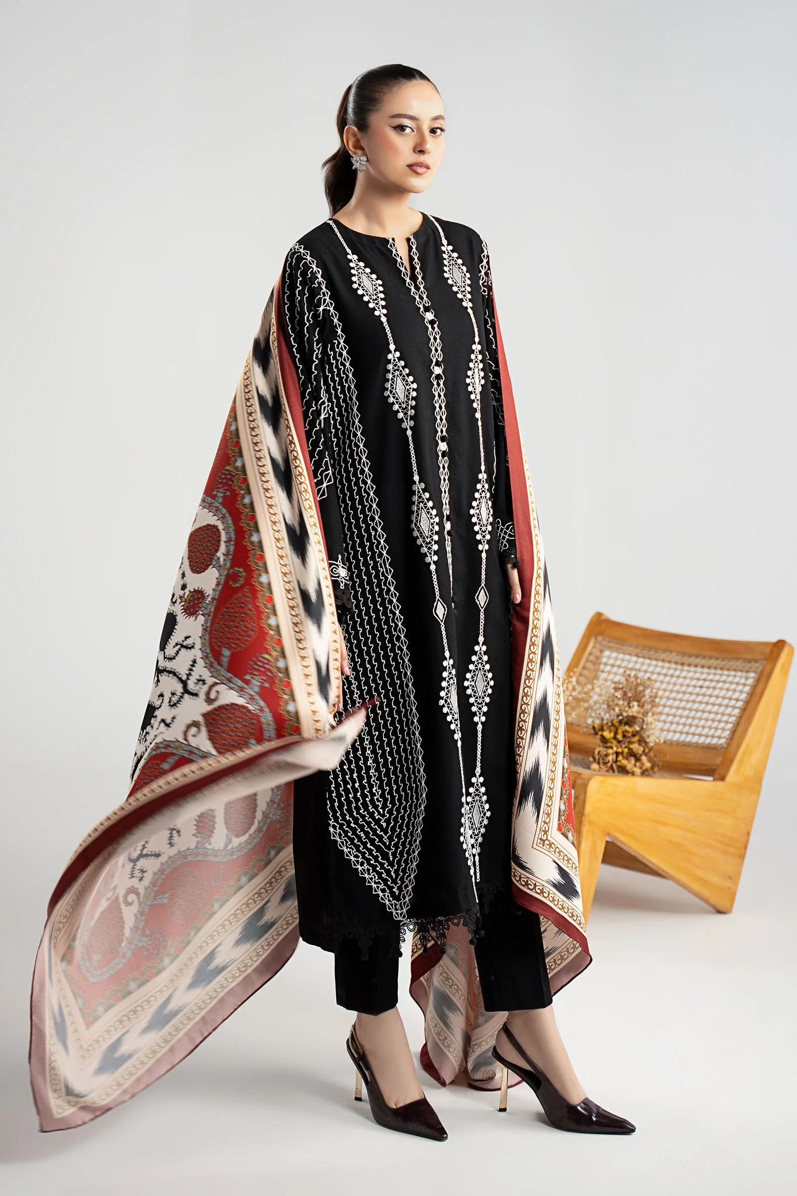 3 Piece Embroidered Khaddar Suit - Image 11