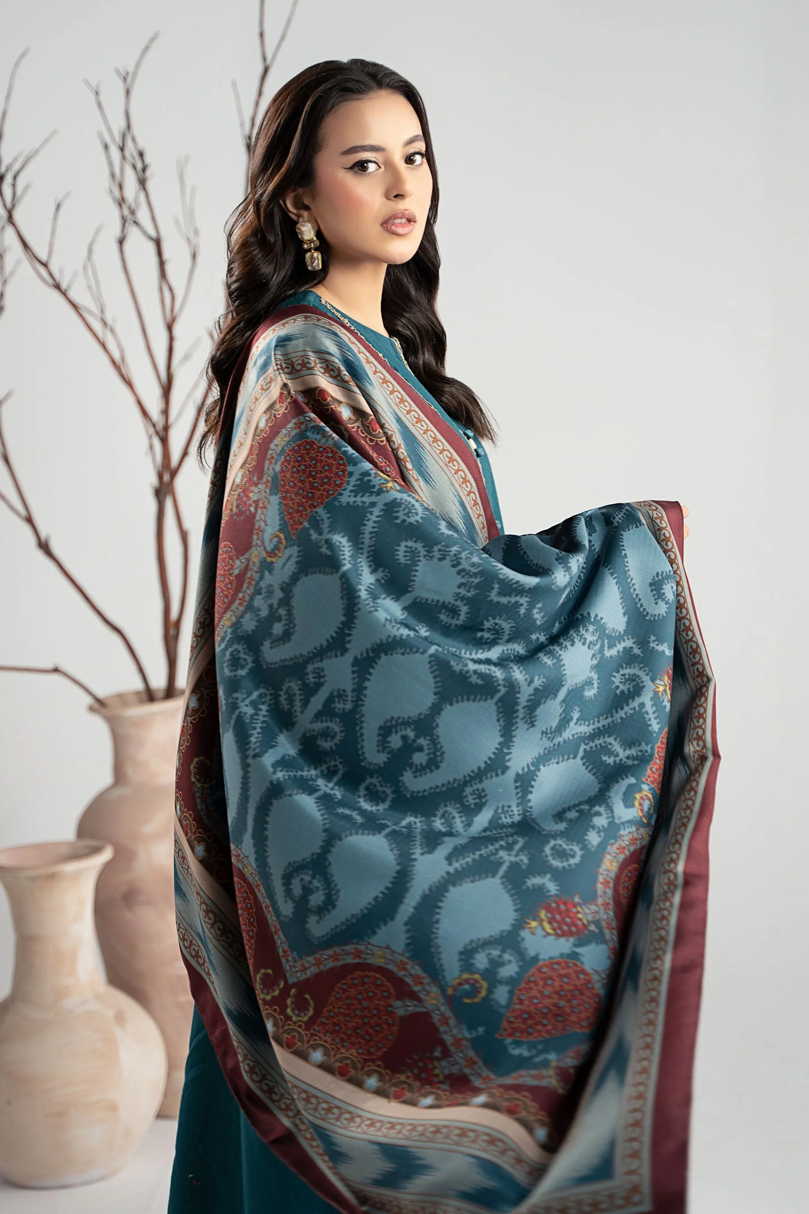 3 Piece Embroidered Khaddar Suit - Image 5