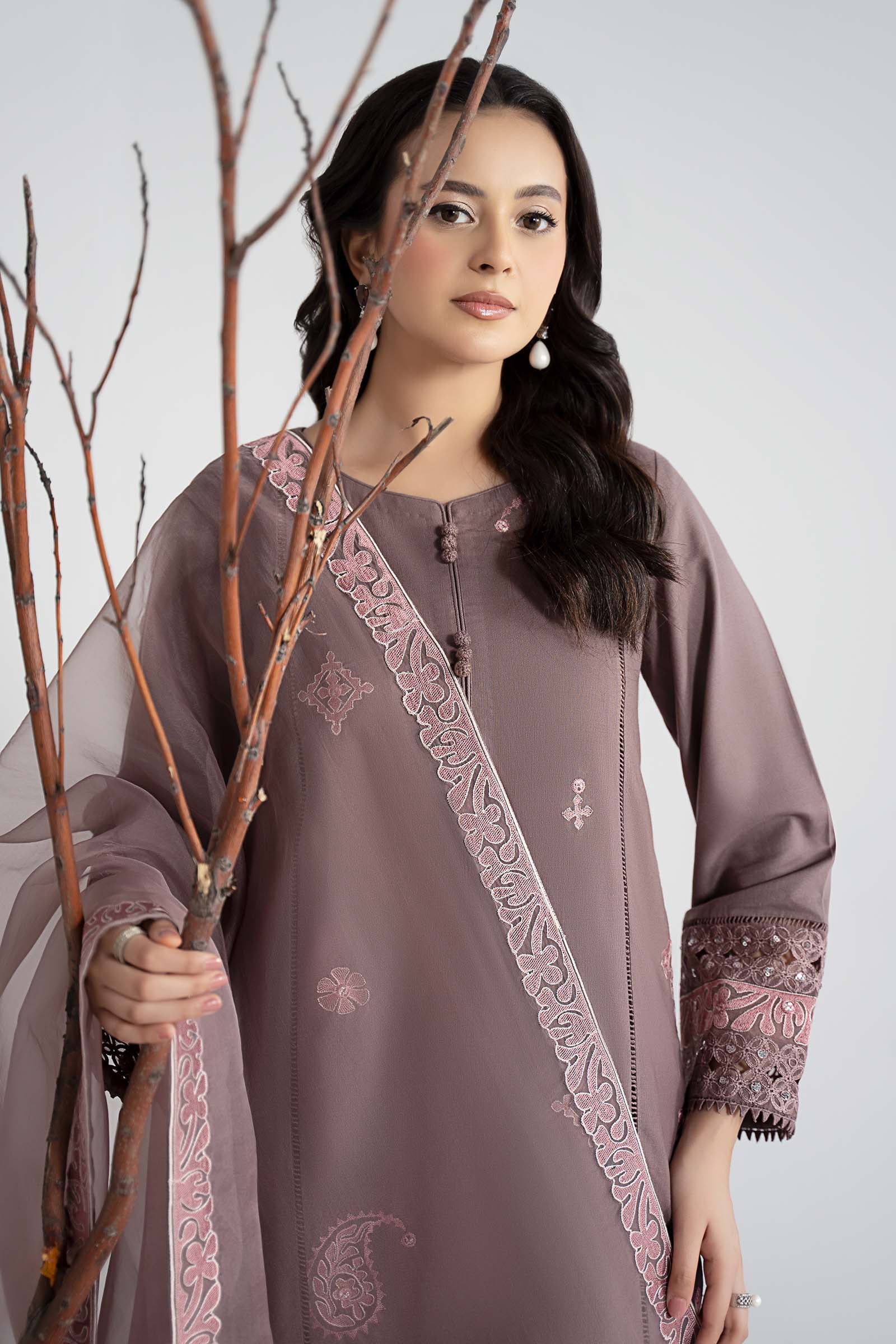 3 Piece Embroidered Marina Suit - Image 2
