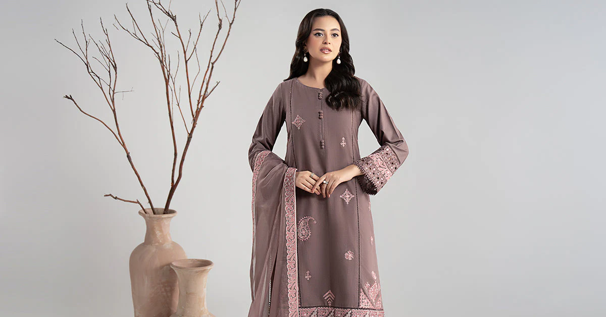 3 Piece Embroidered Marina Suit - Image 7