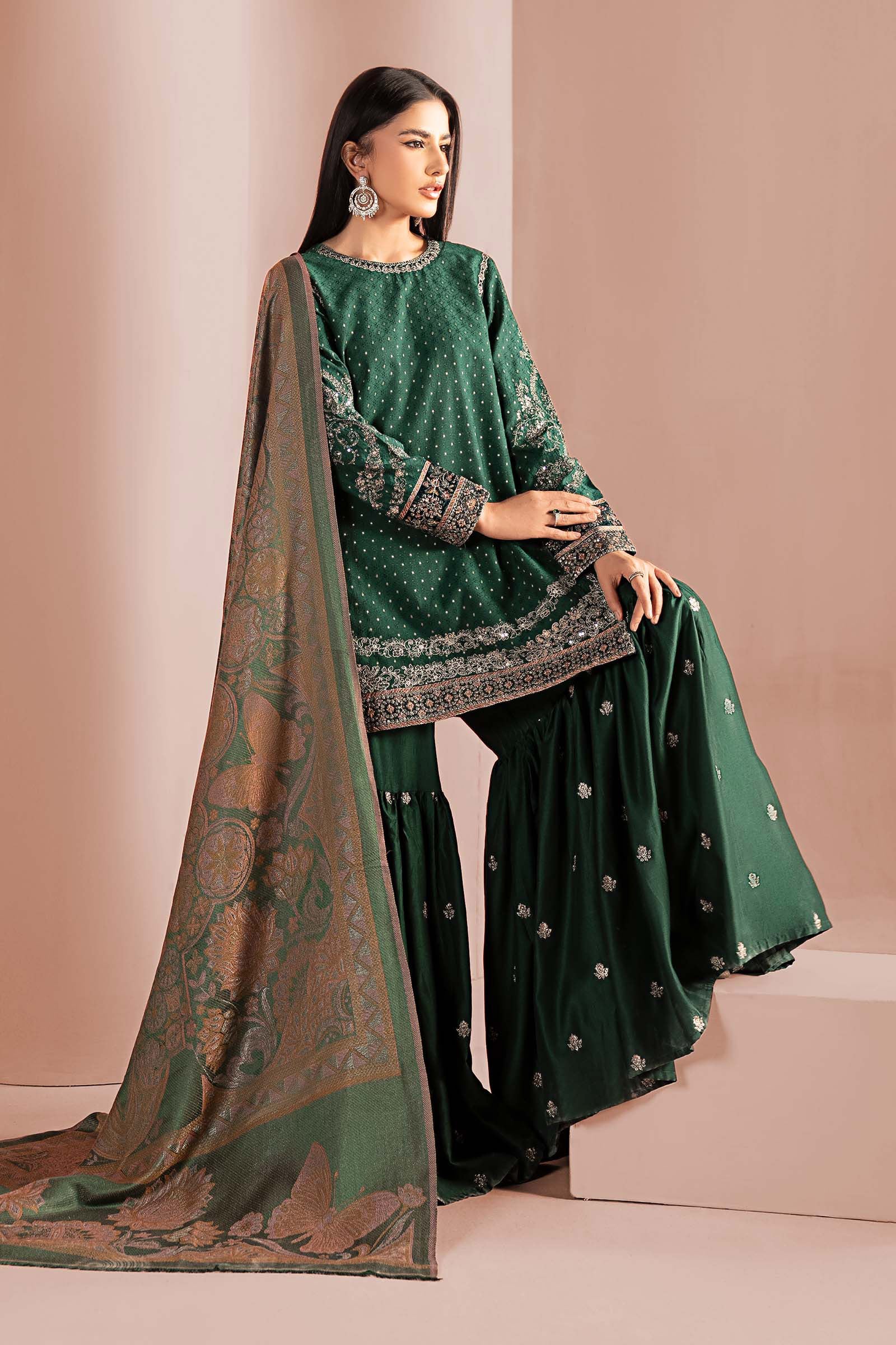 3 Piece Embroidered Viscose Suit - Image 9