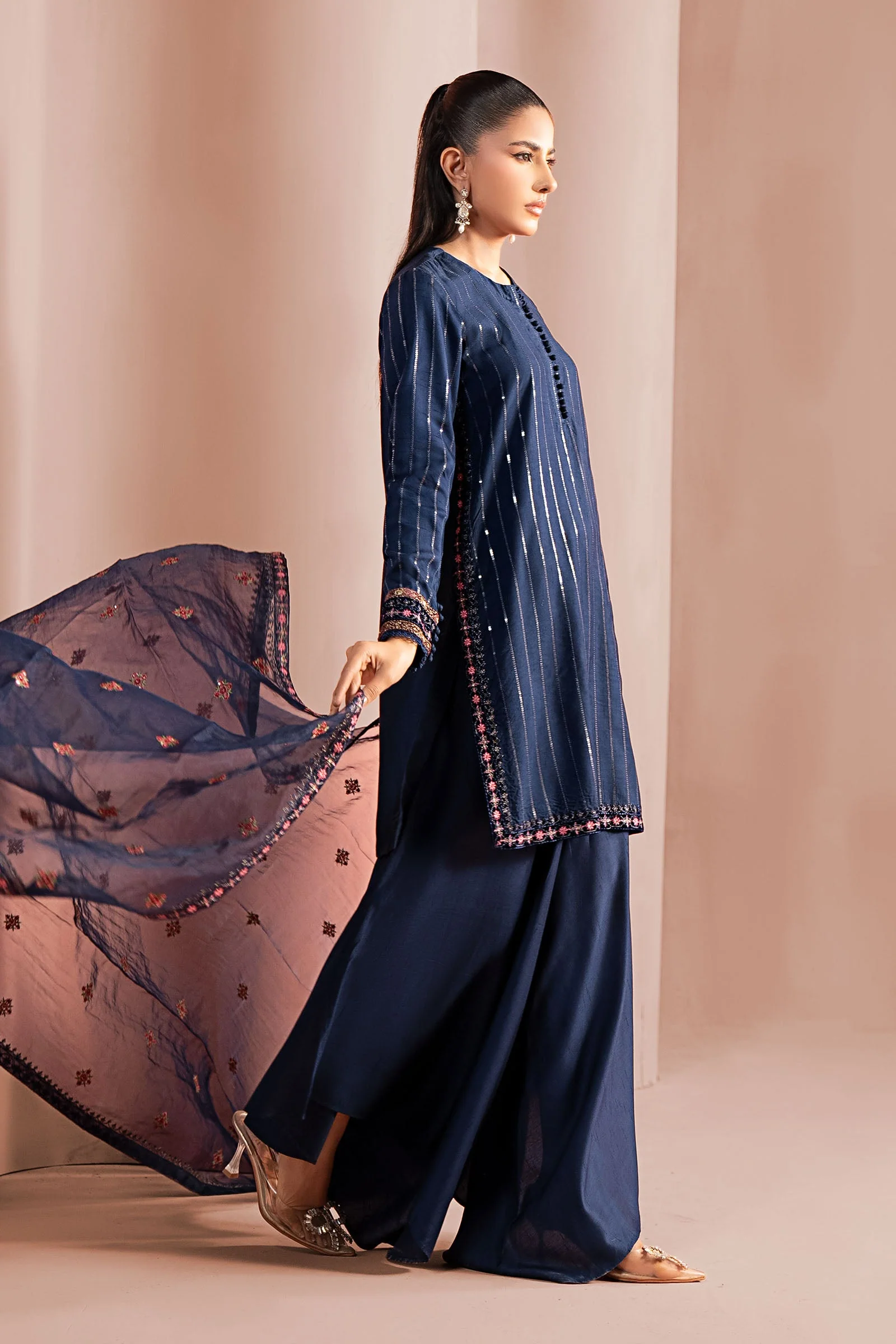 3 Piece Embroidered Linen Suit - Image 7