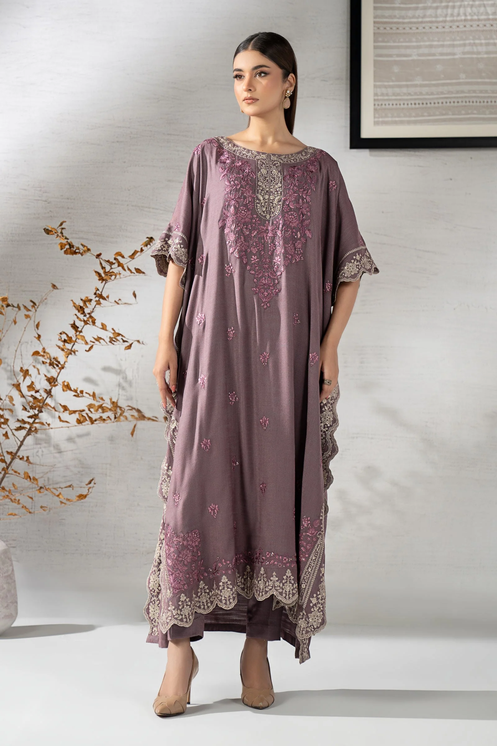 2 Piece Embroidered Woven Suit - Image 2