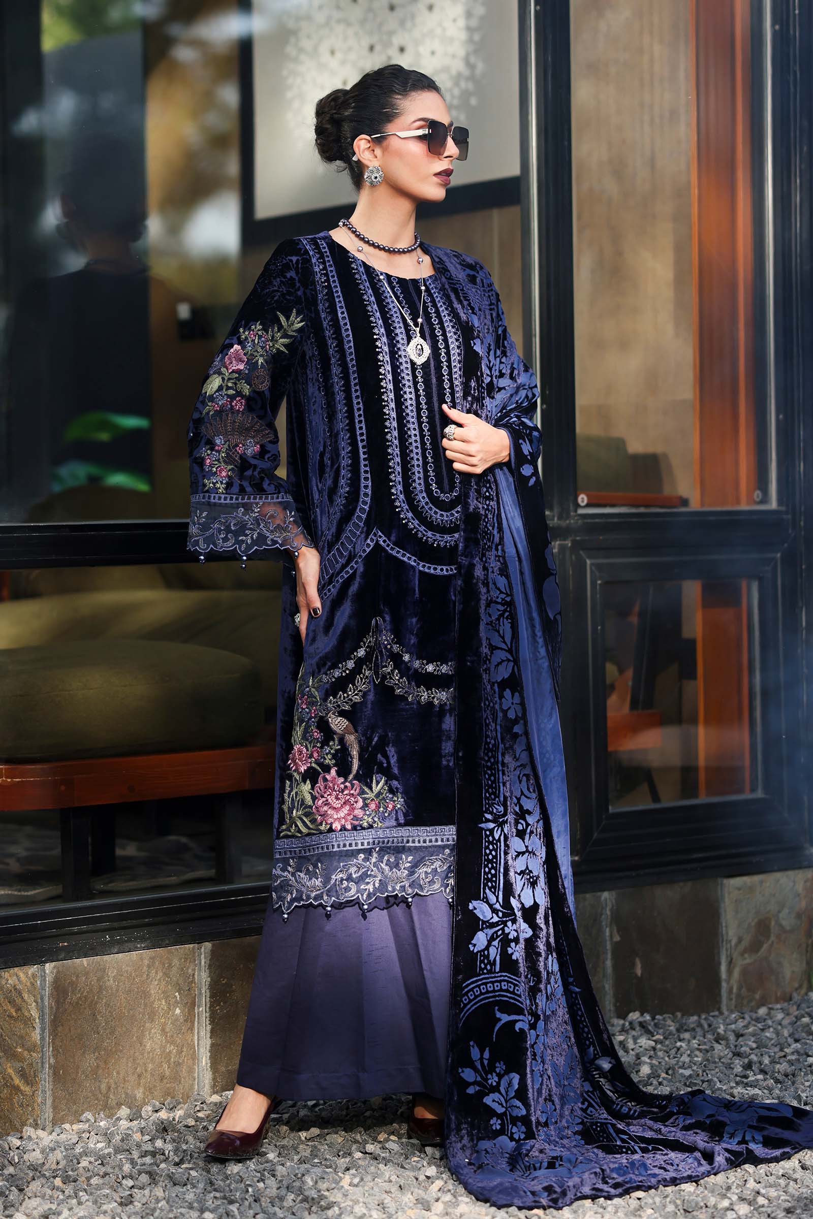 3 Piece Embroidered Velvet Suit - Image 5