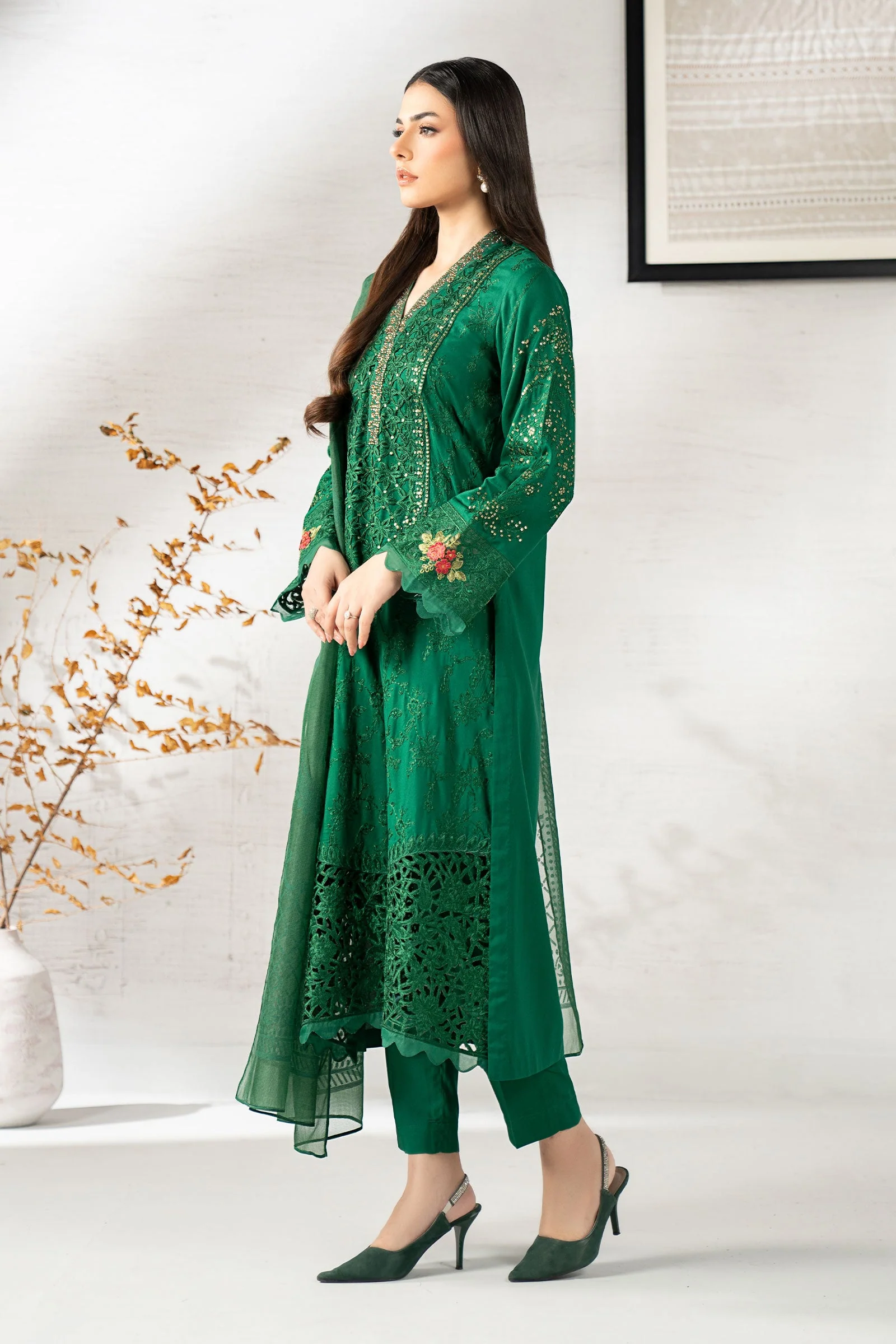 3 Piece Embroidered Linen Suit - Image 7
