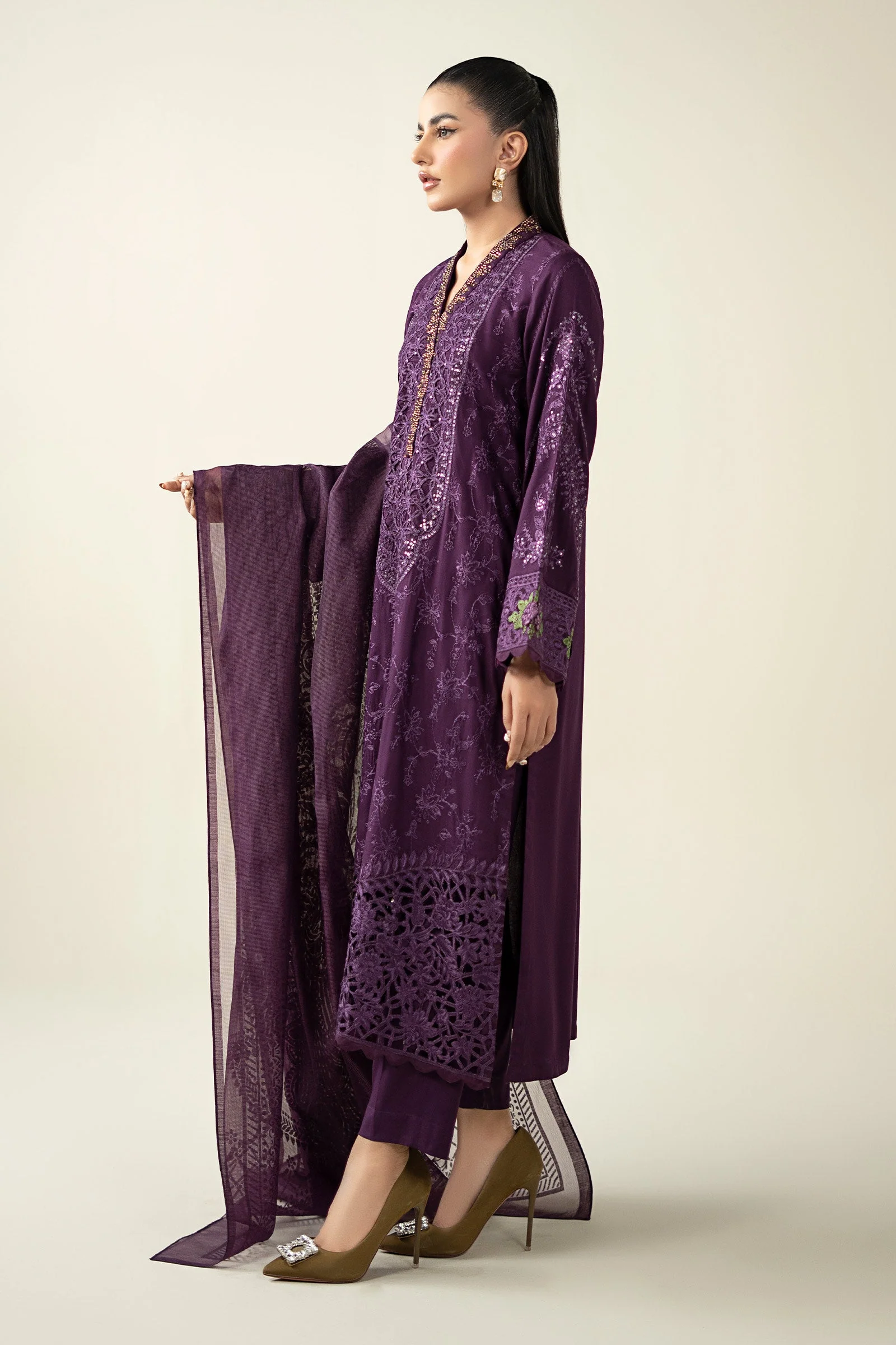 3 Piece Embroidered Linen Suit - Image 8