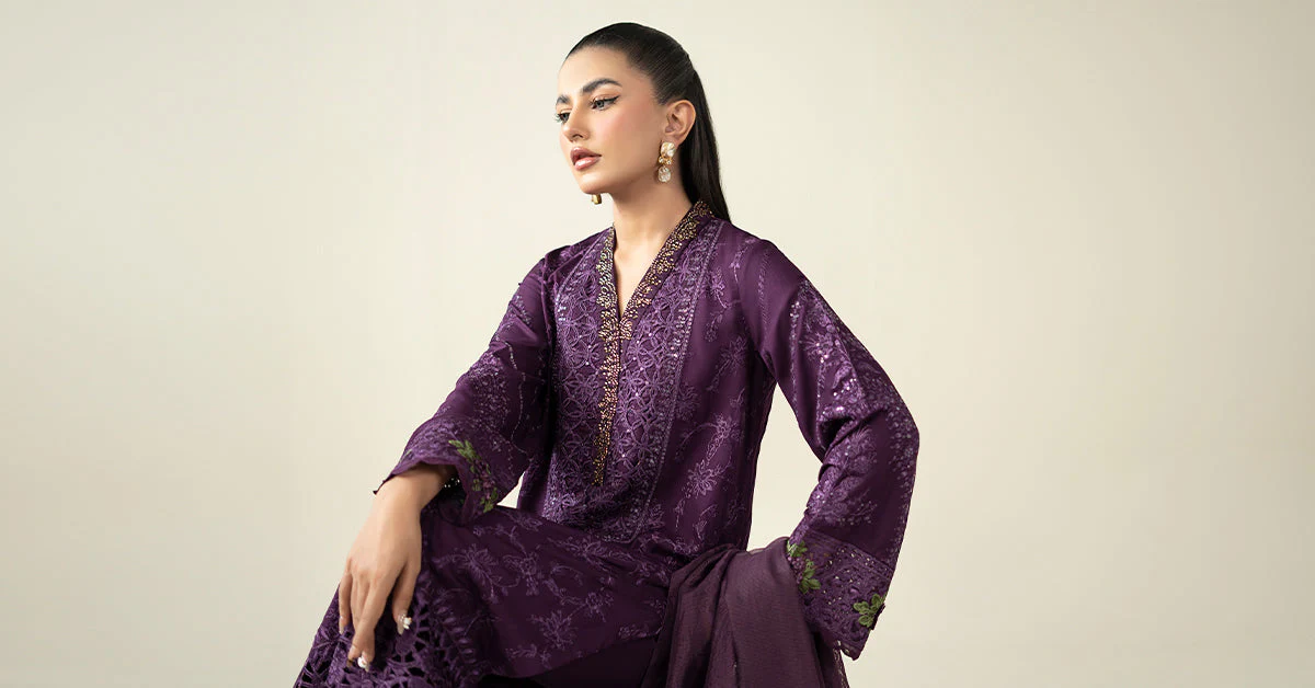 3 Piece Embroidered Linen Suit - Image 9