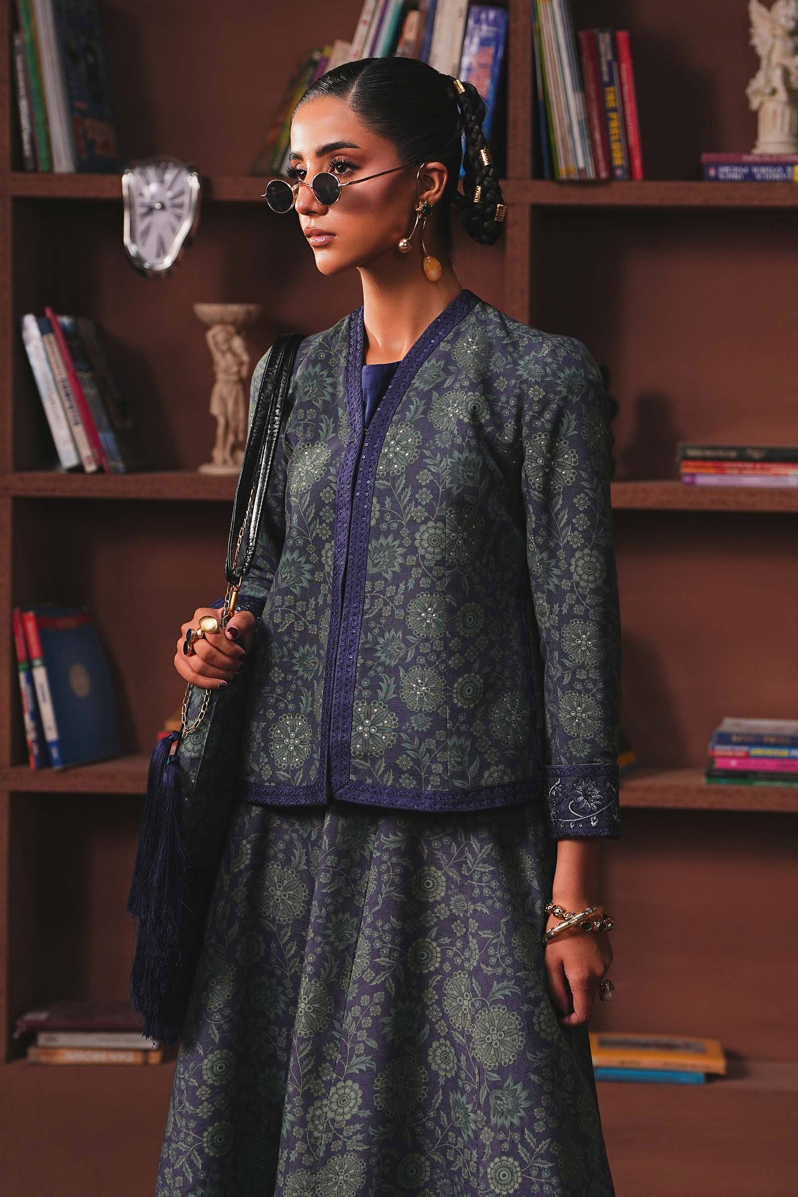 Embroidered Pk Raw Silk Skirt Set - Image 3