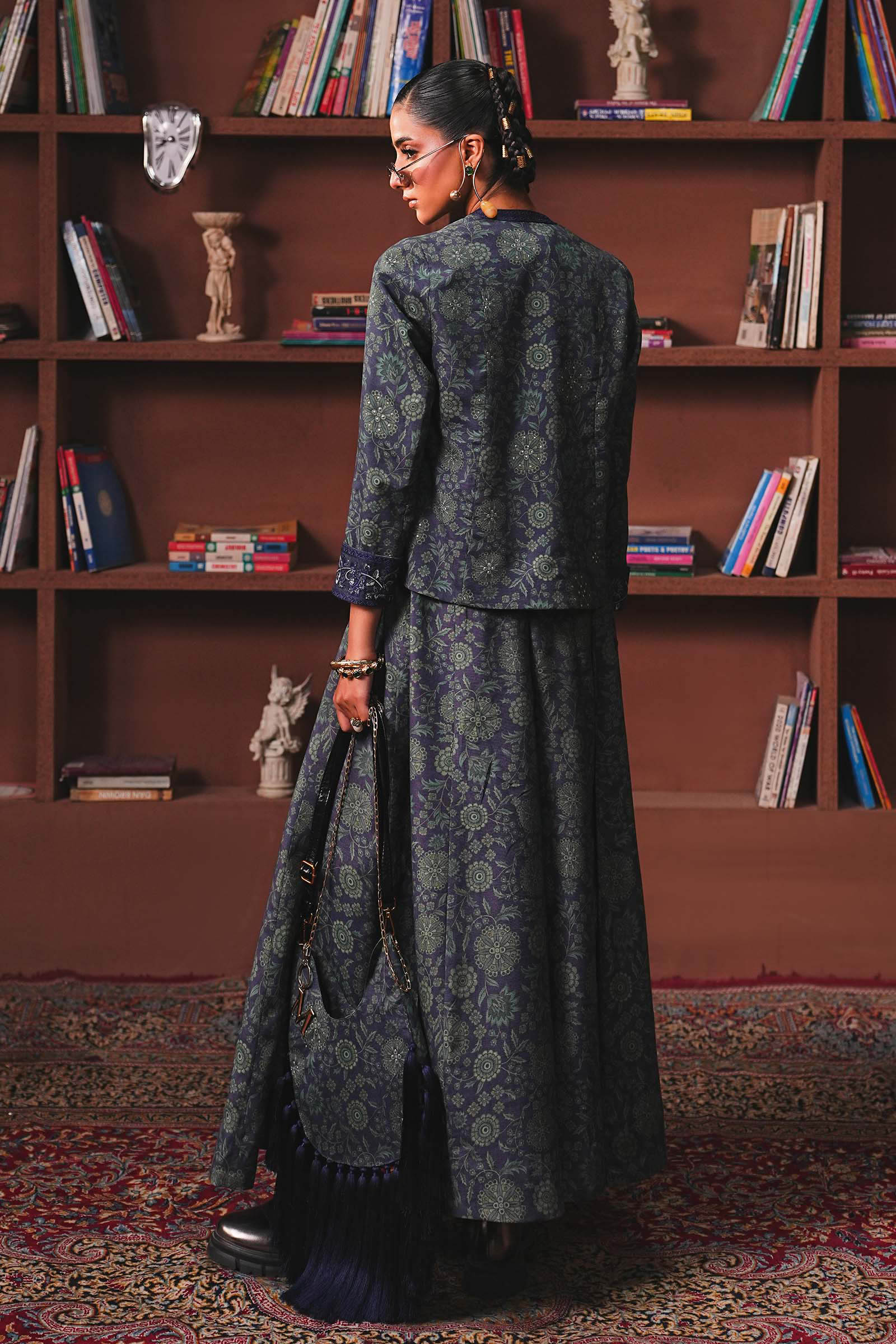 Embroidered Pk Raw Silk Skirt Set - Image 8