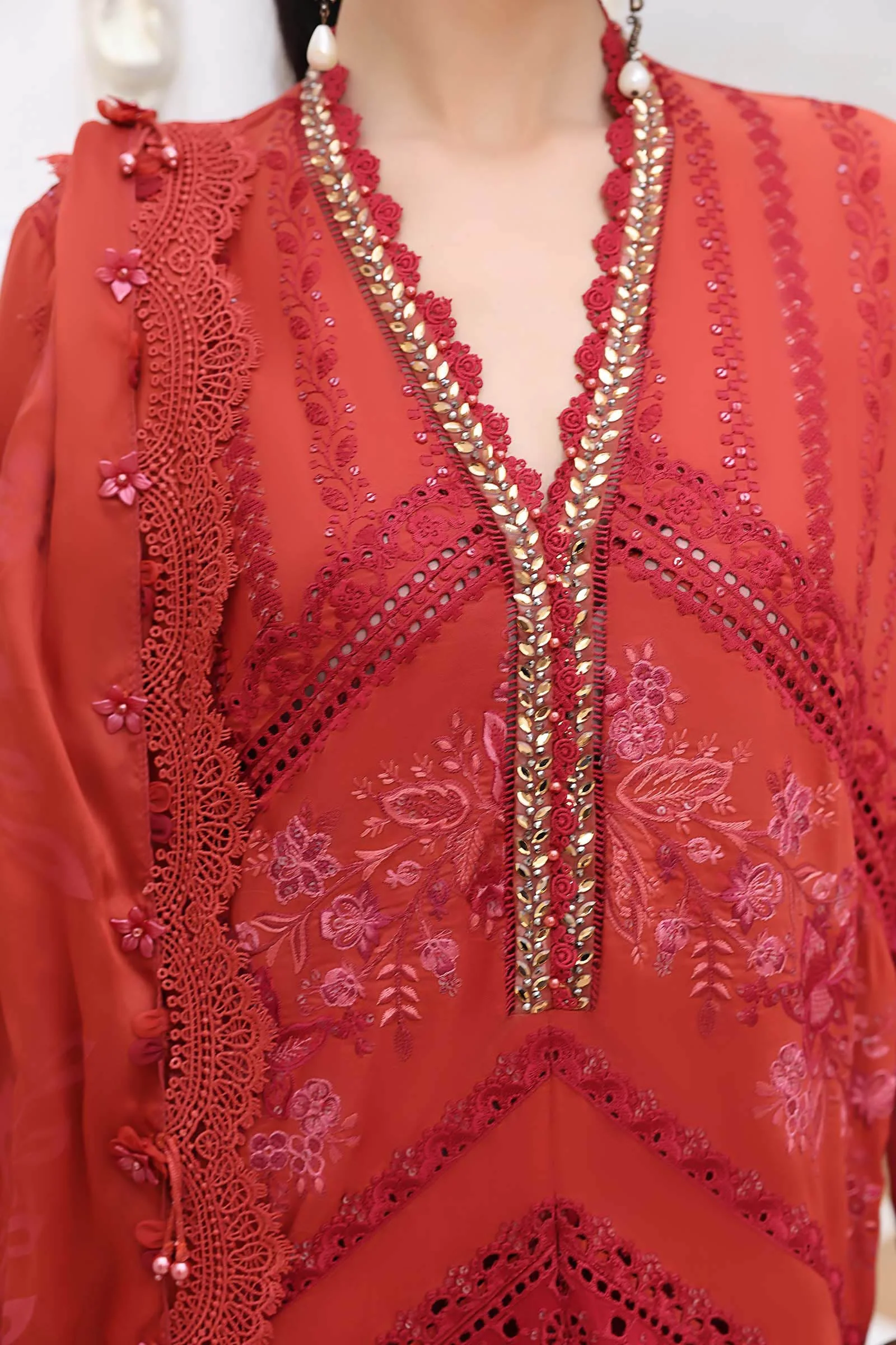 3 Piece Unstitched Embroidered Lawn Suit - Image 10