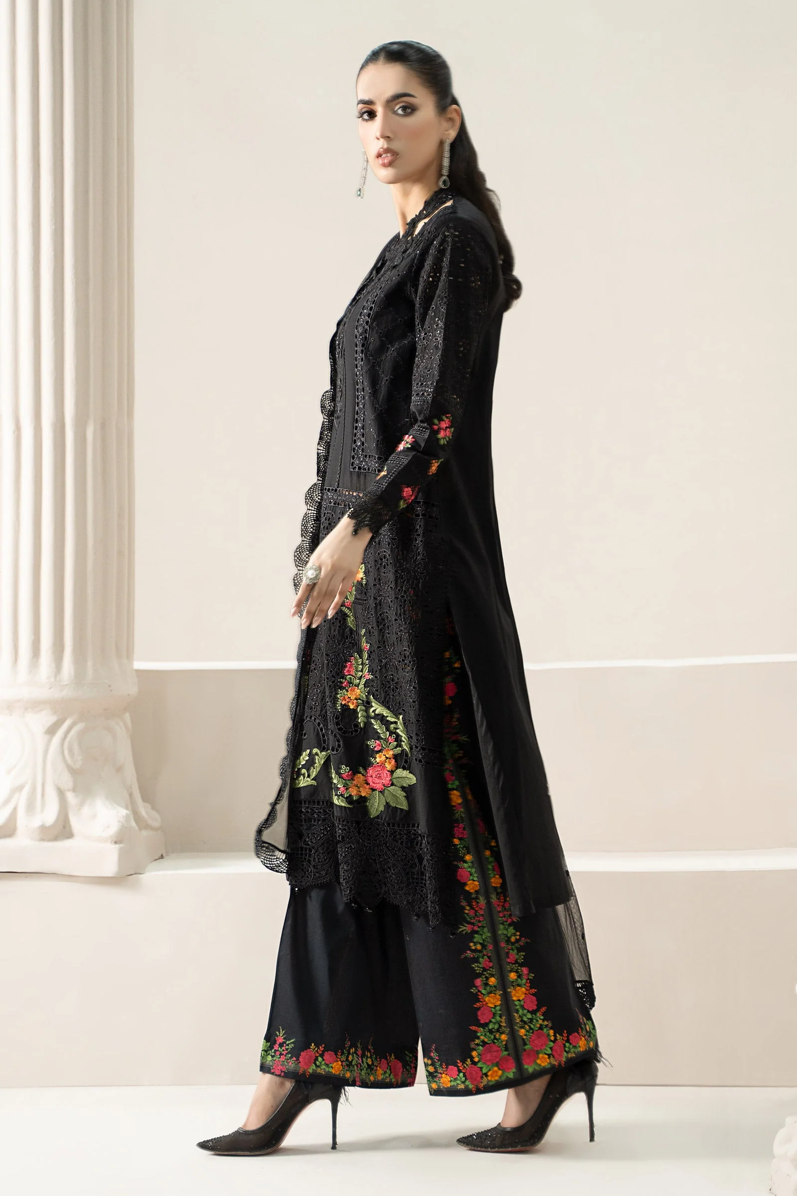 3 Piece Embroidered Lawn Suit | ELS-25-01 - Image 4