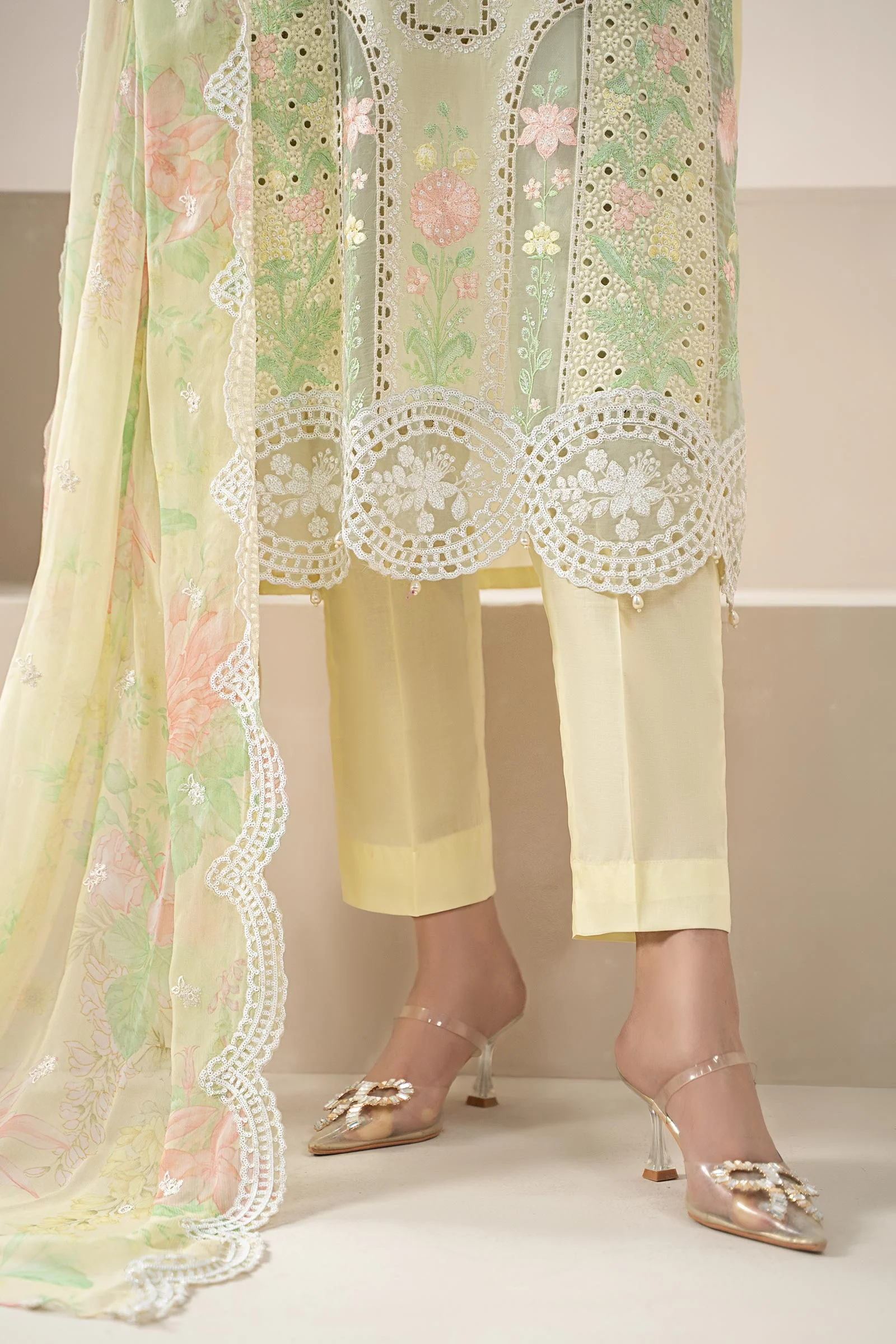 3 Piece Embroidered Lawn Suit | ELS-25-04 - Image 4