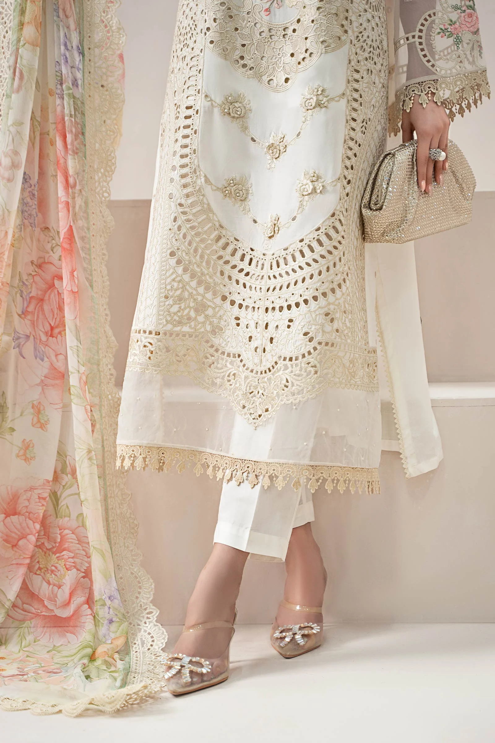 3 Piece Embroidered Lawn Suit | ELS-25-07 - Image 4