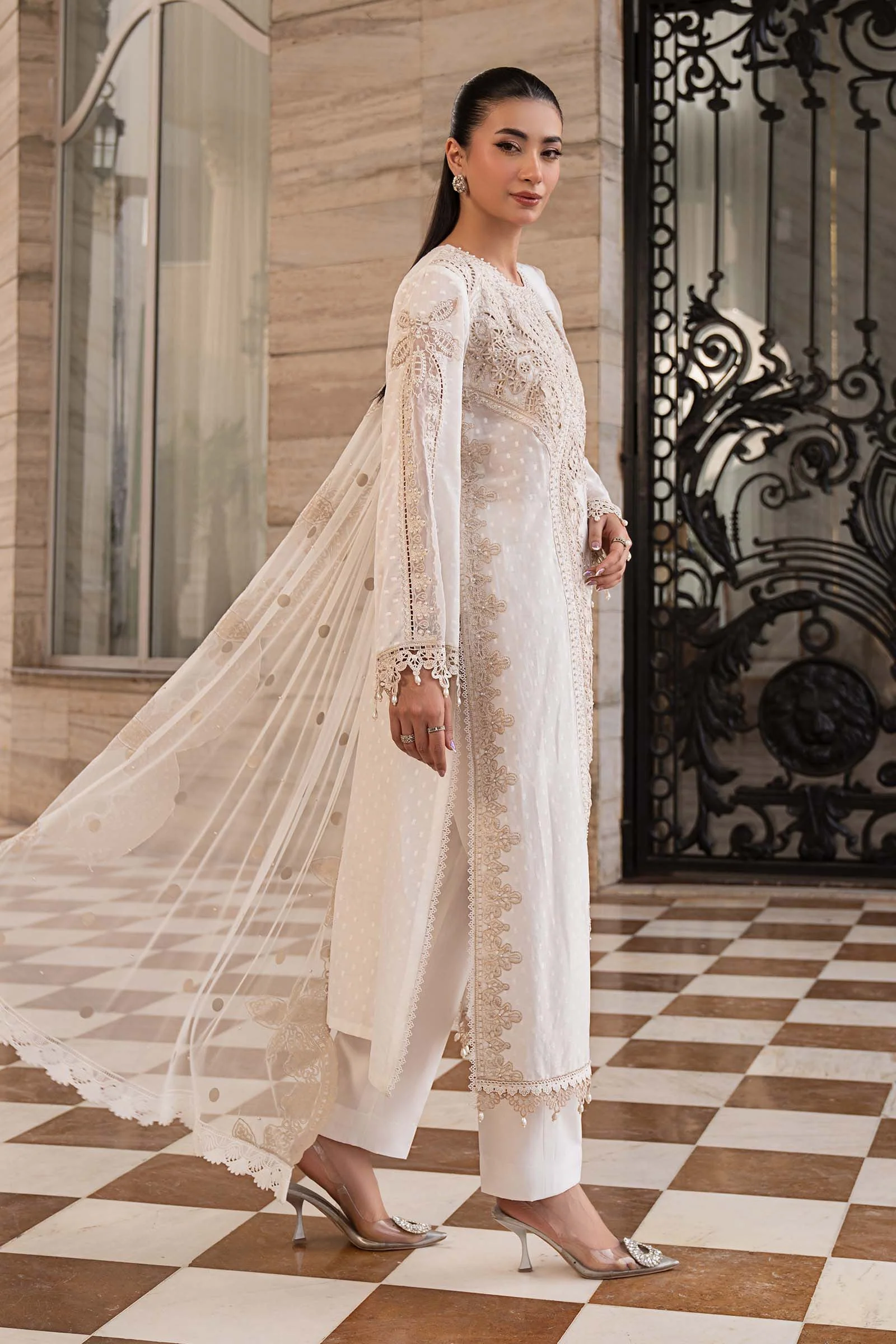 3 Piece Embroidered Jacquard Lawn Suit - Image 5