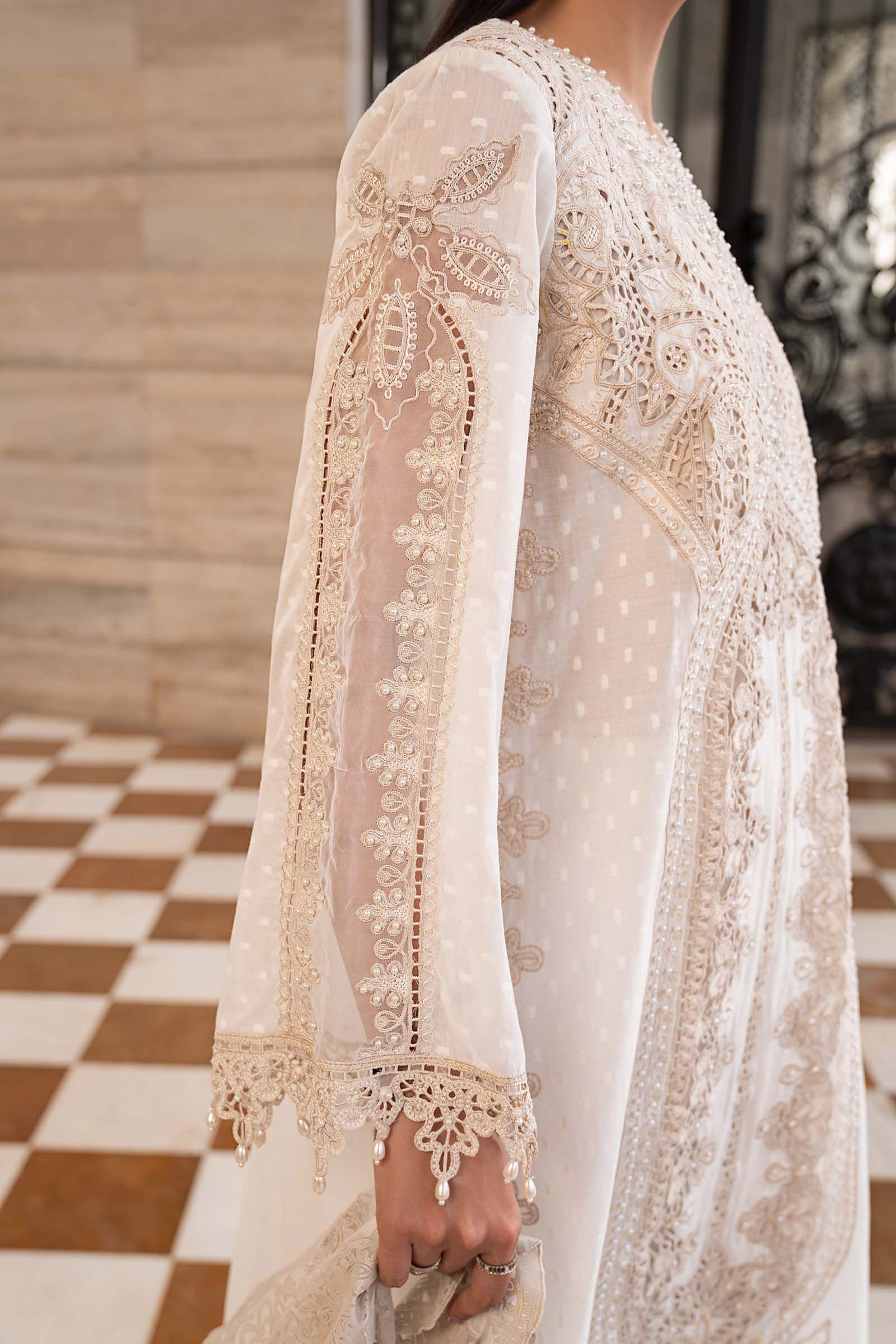 3 Piece Embroidered Jacquard Lawn Suit - Image 6